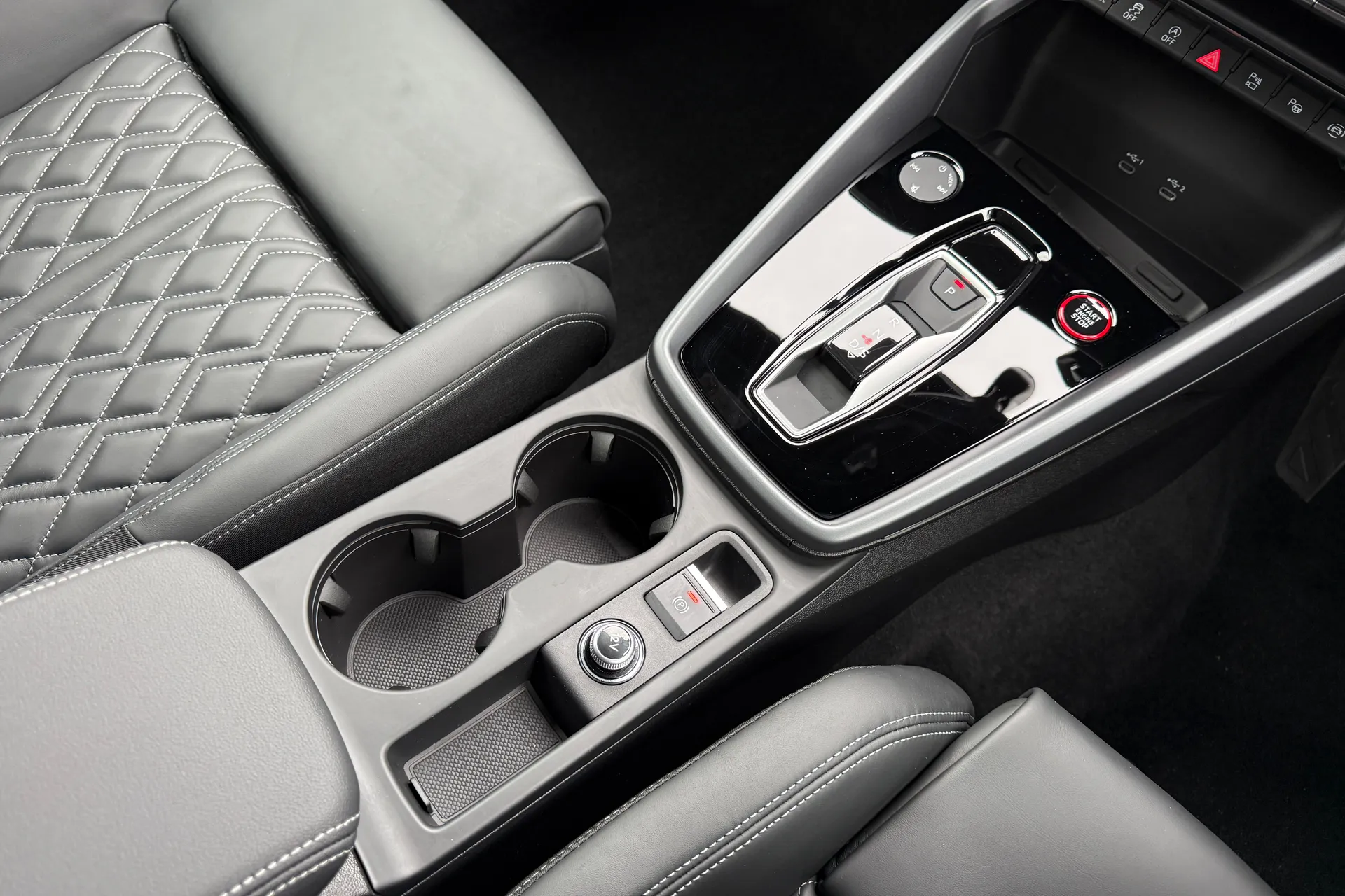 Audi A3 thumbnail image number 52