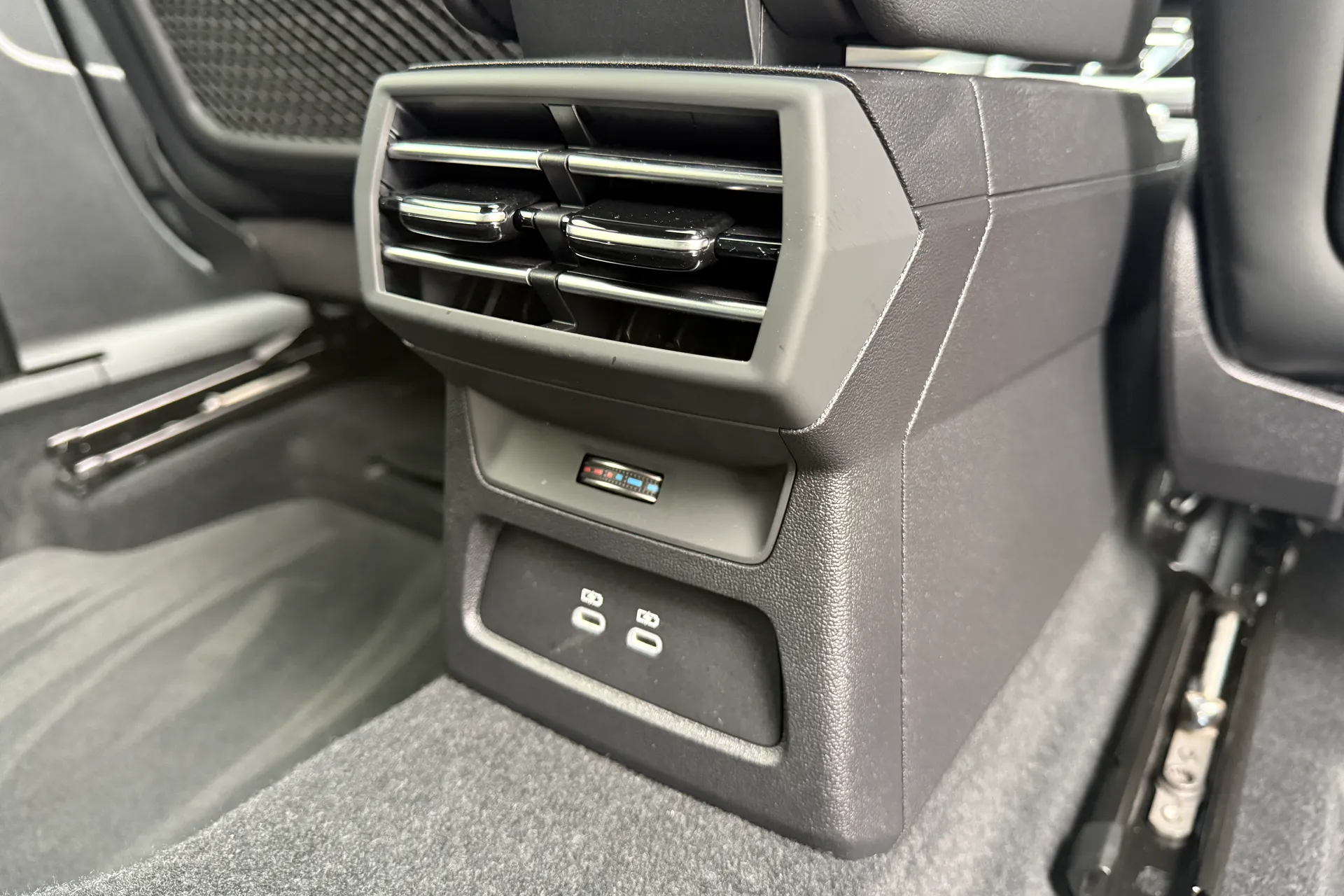 Audi A3 thumbnail image number 60