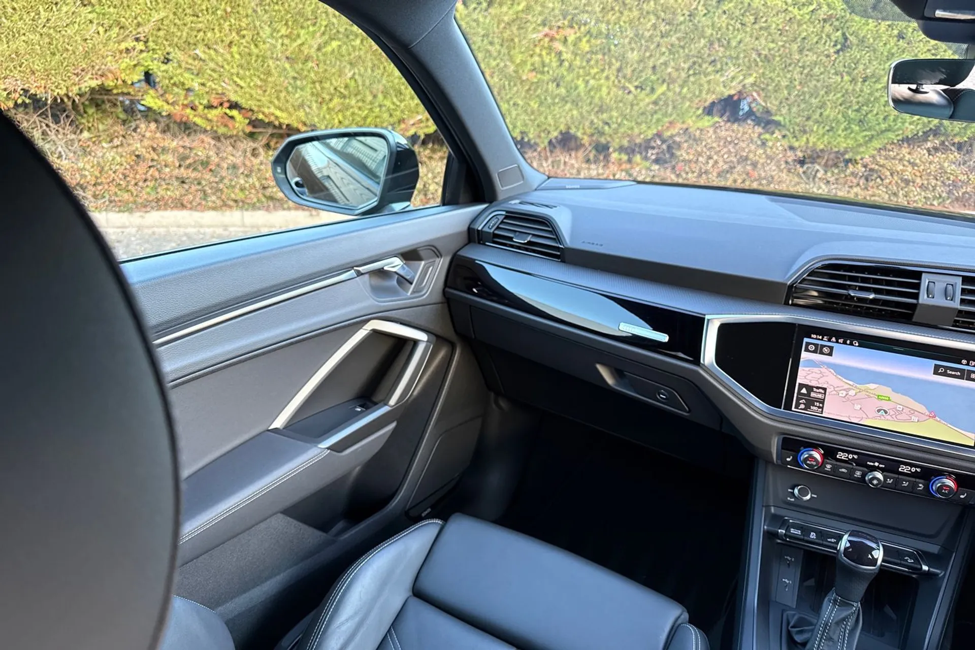 Audi Q3 thumbnail image number 40