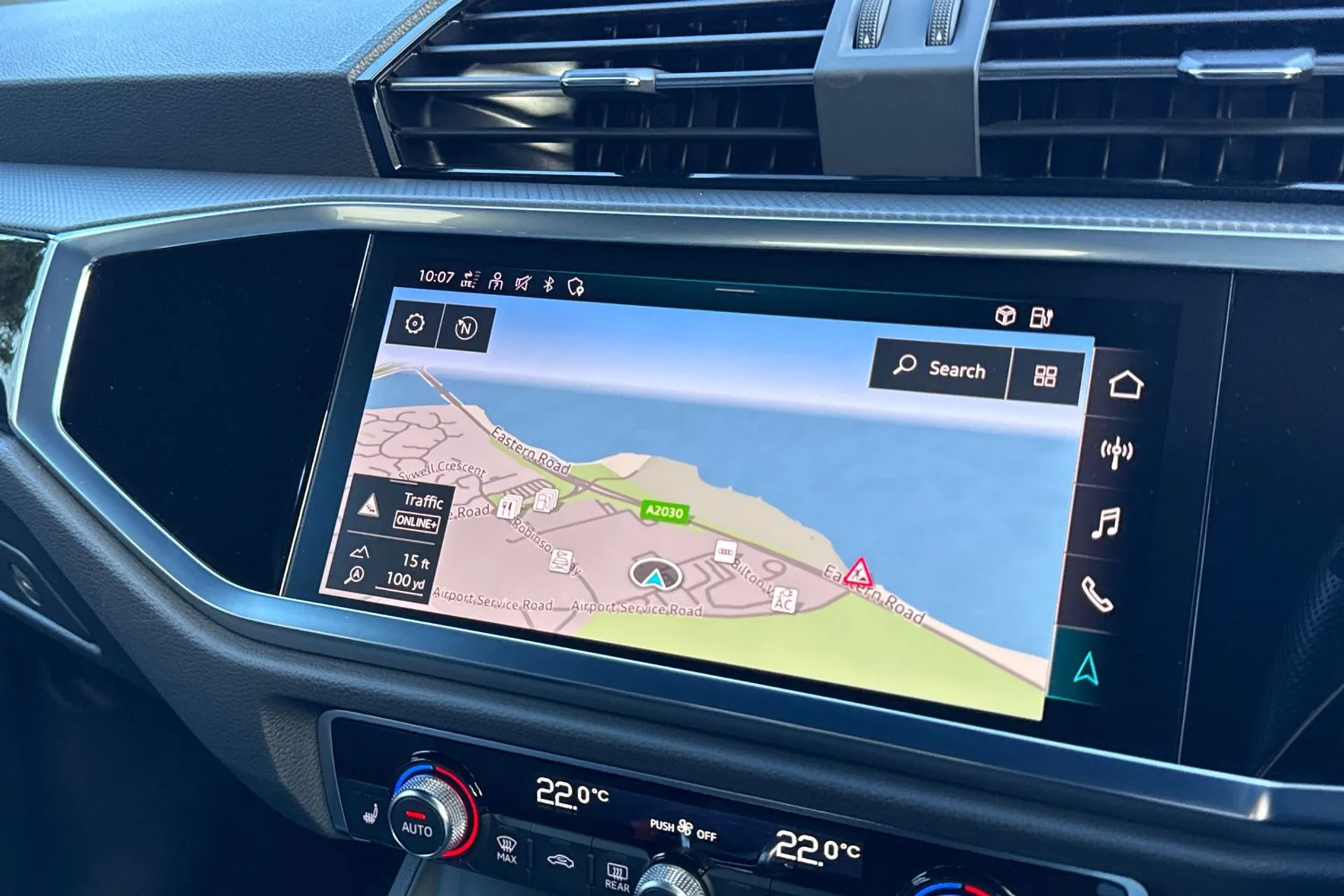 Audi Q3 thumbnail image number 5