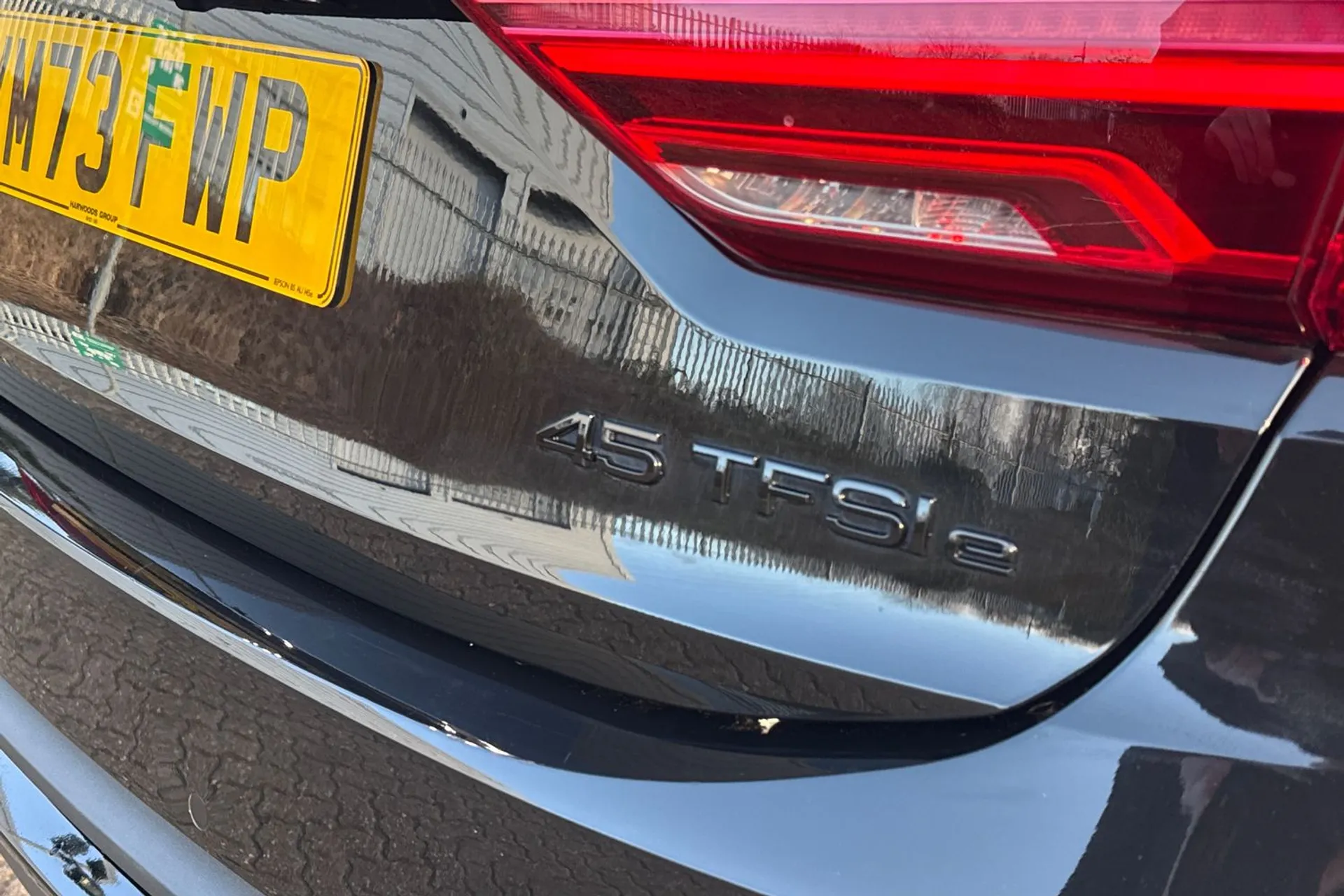 Audi Q3 thumbnail image number 21