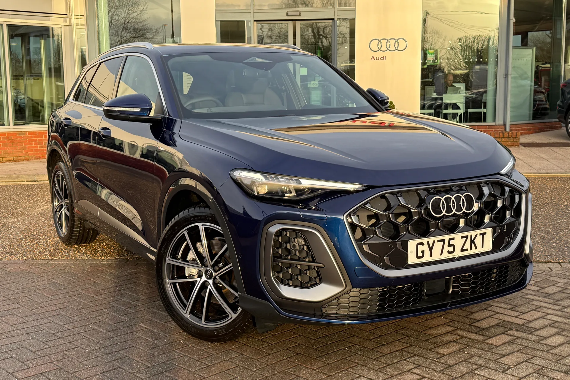Audi Q5 thumbnail image number 29