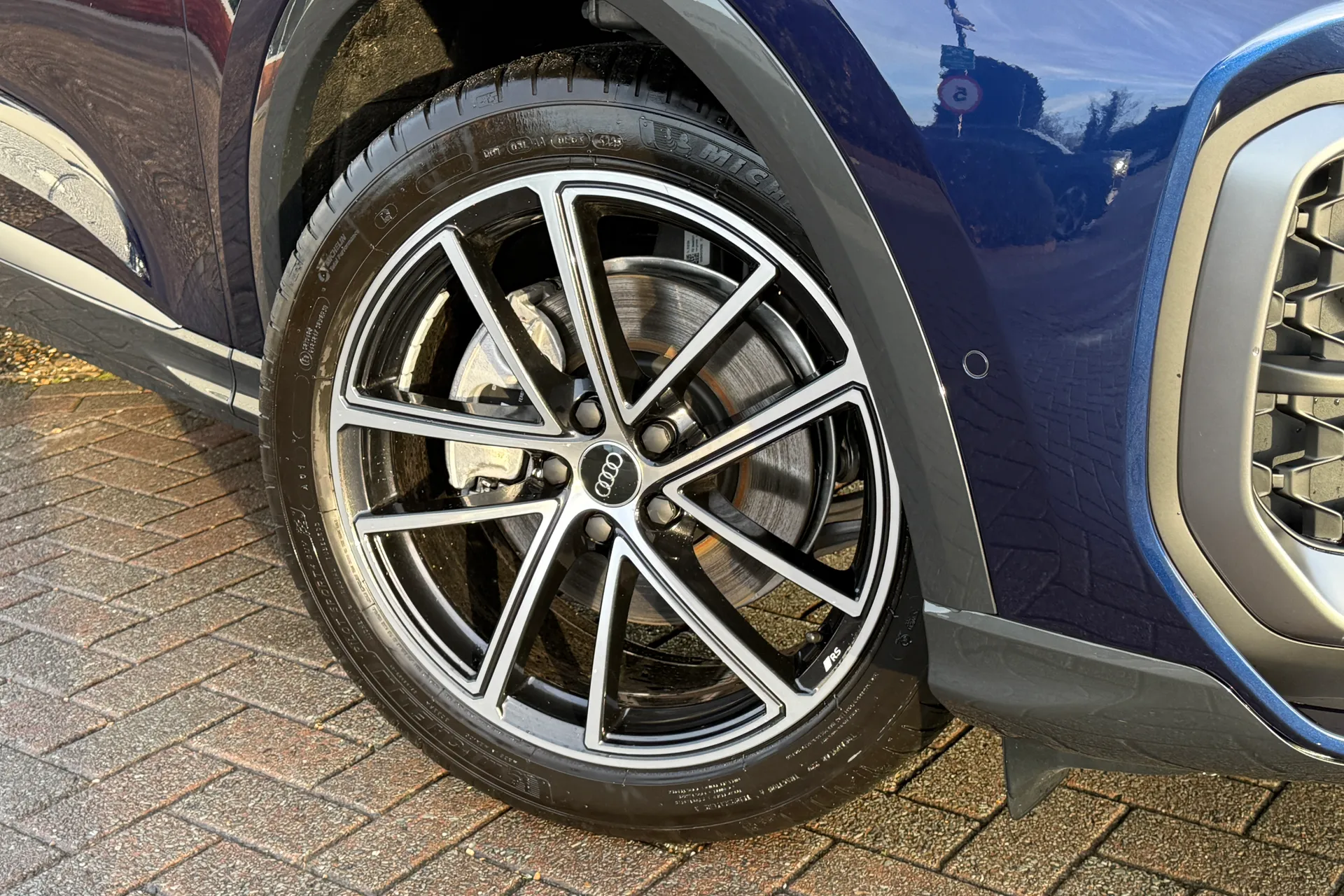 Audi Q5 thumbnail image number 7