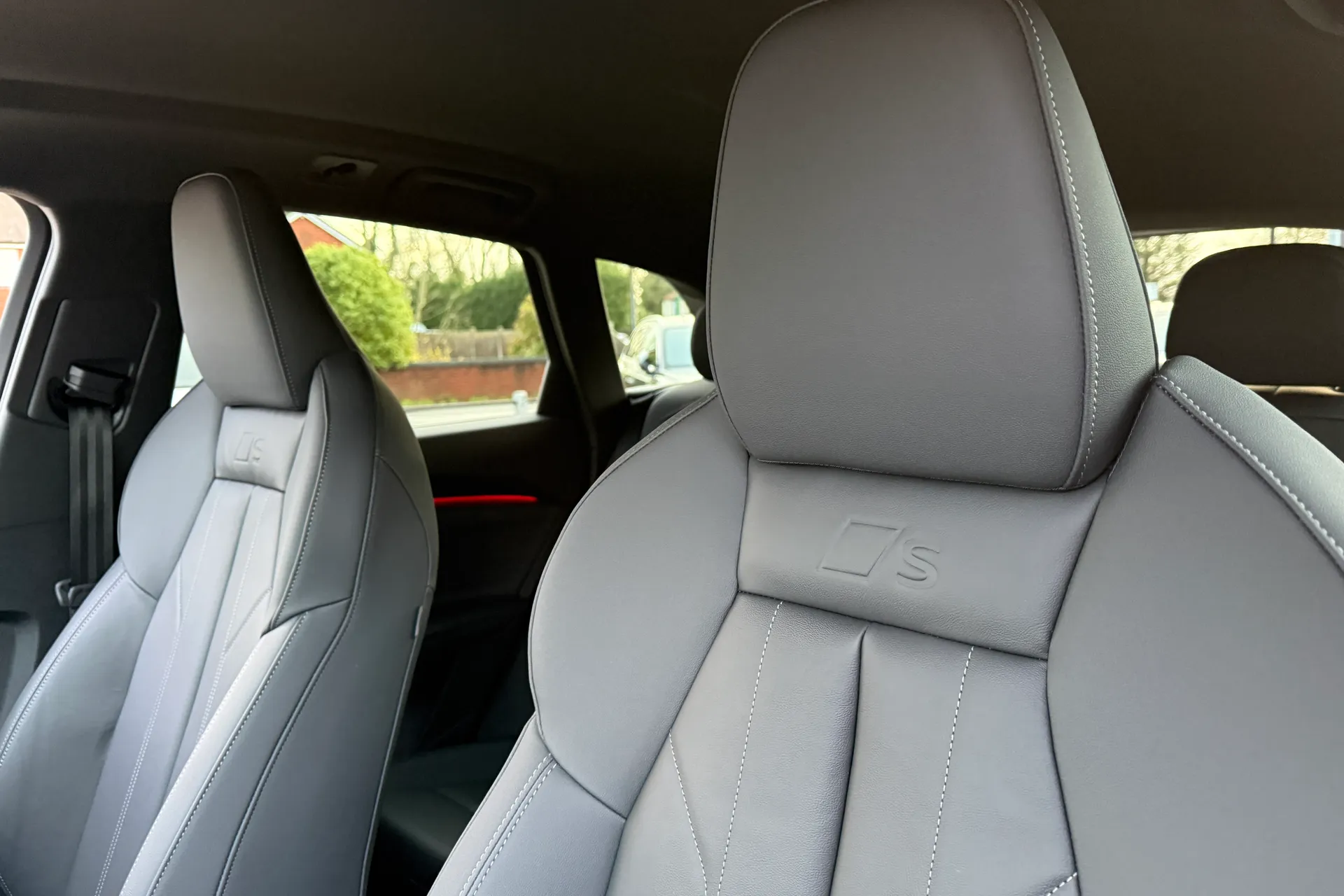 Audi Q5 thumbnail image number 36