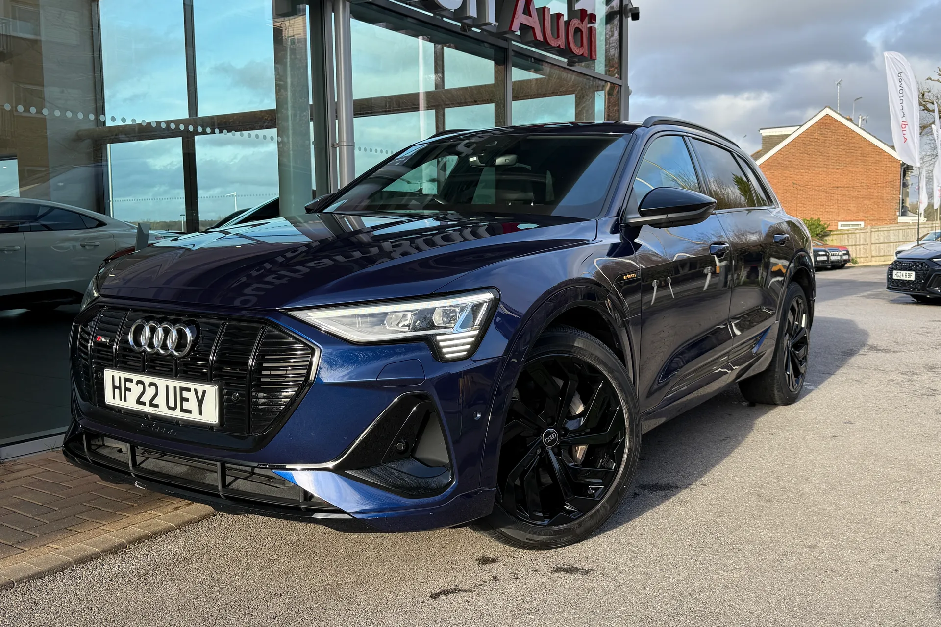 Audi e-tron thumbnail image number 58