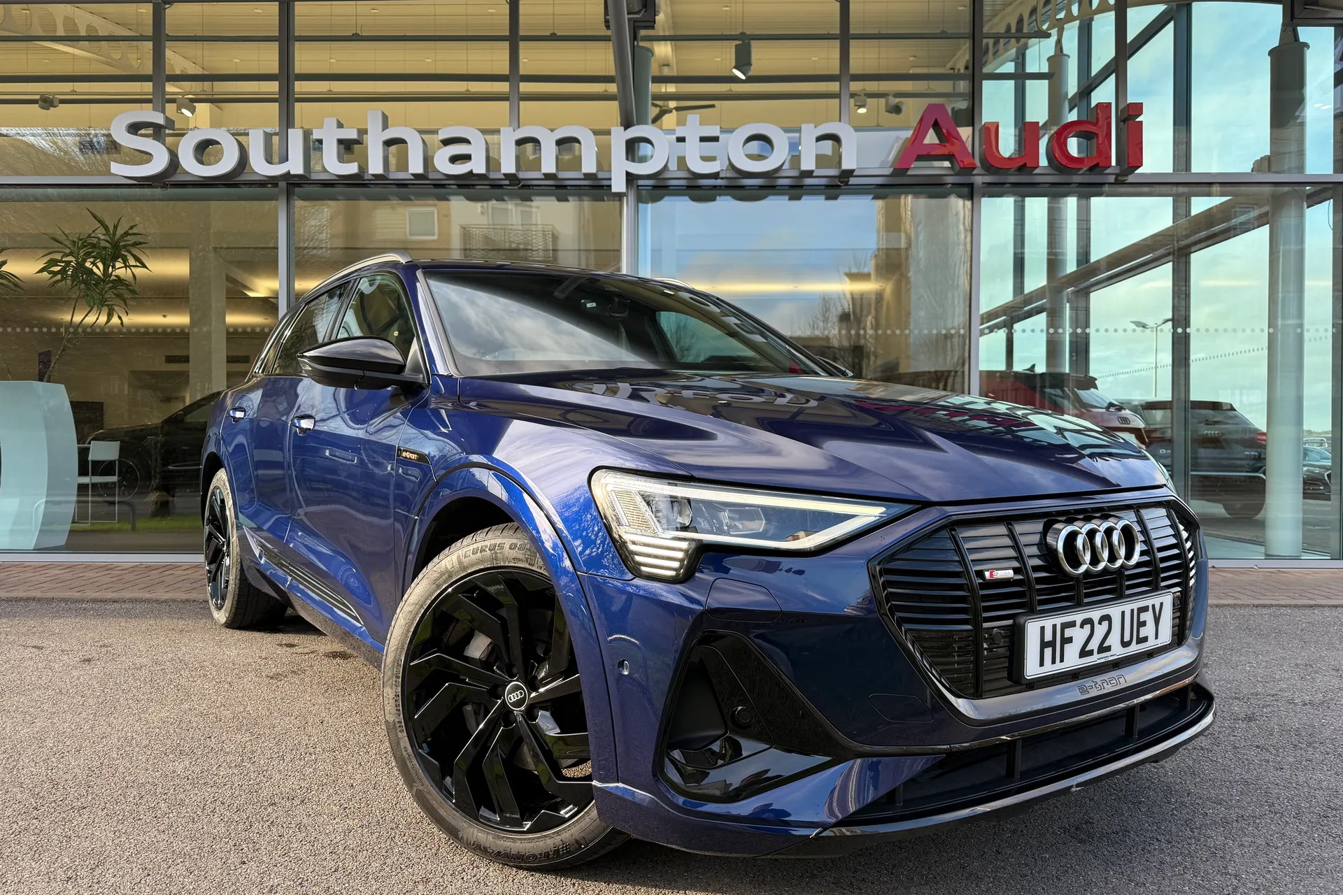 Audi e-tron focused image