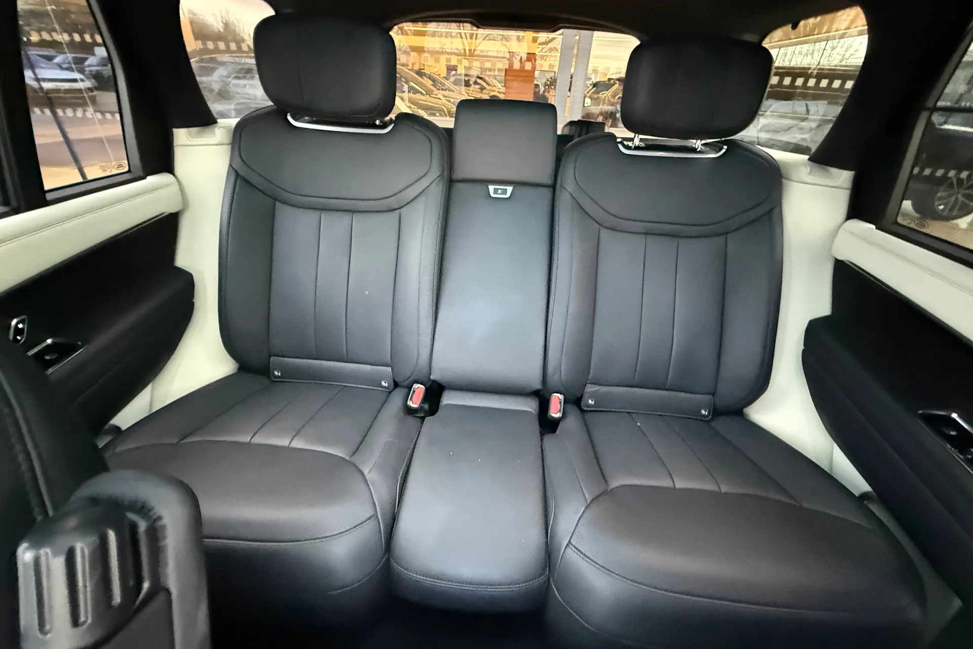 LAND ROVER RANGE ROVER thumbnail image number 11