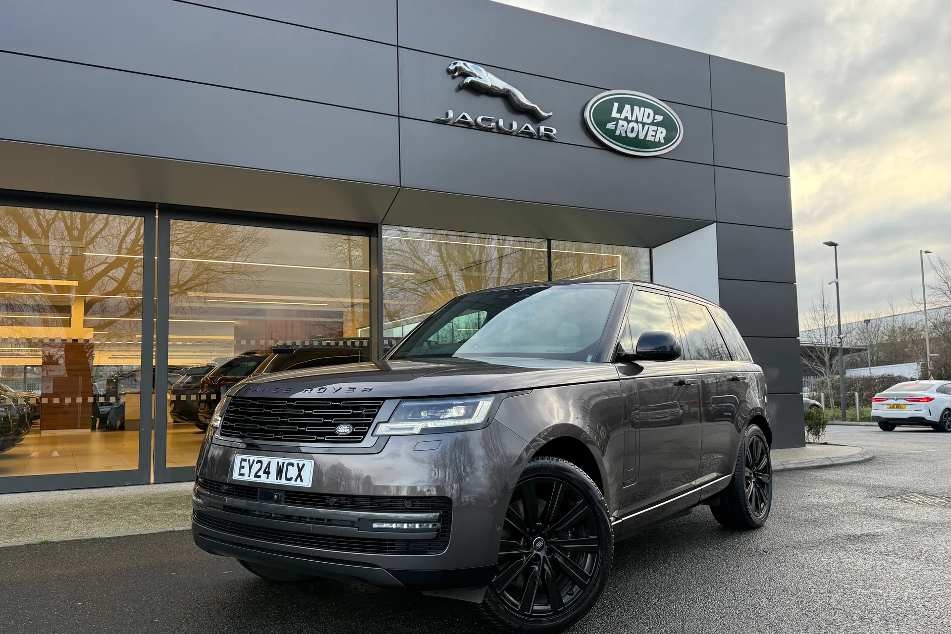 LAND ROVER RANGE ROVER thumbnail image number 30