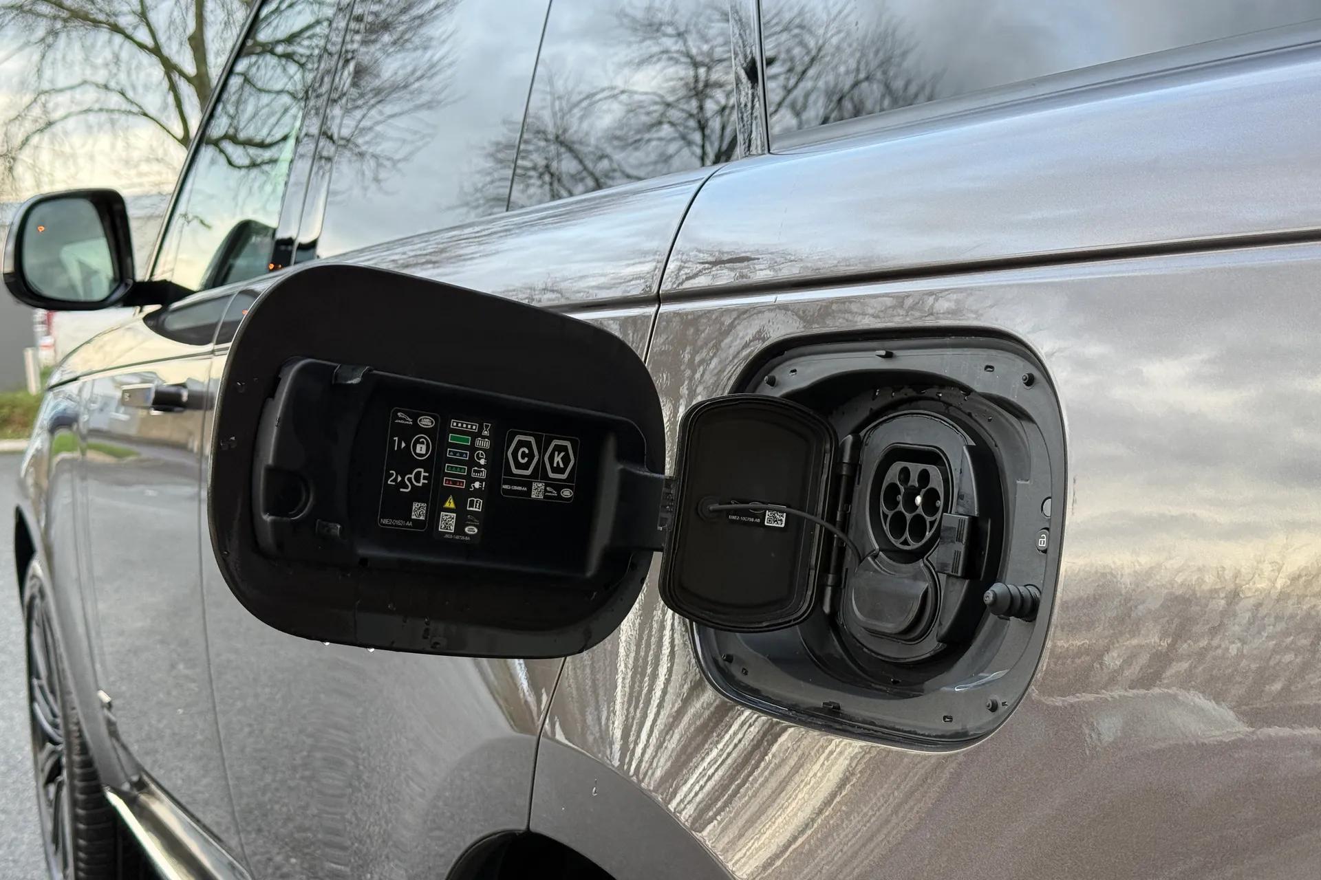 LAND ROVER RANGE ROVER thumbnail image number 41