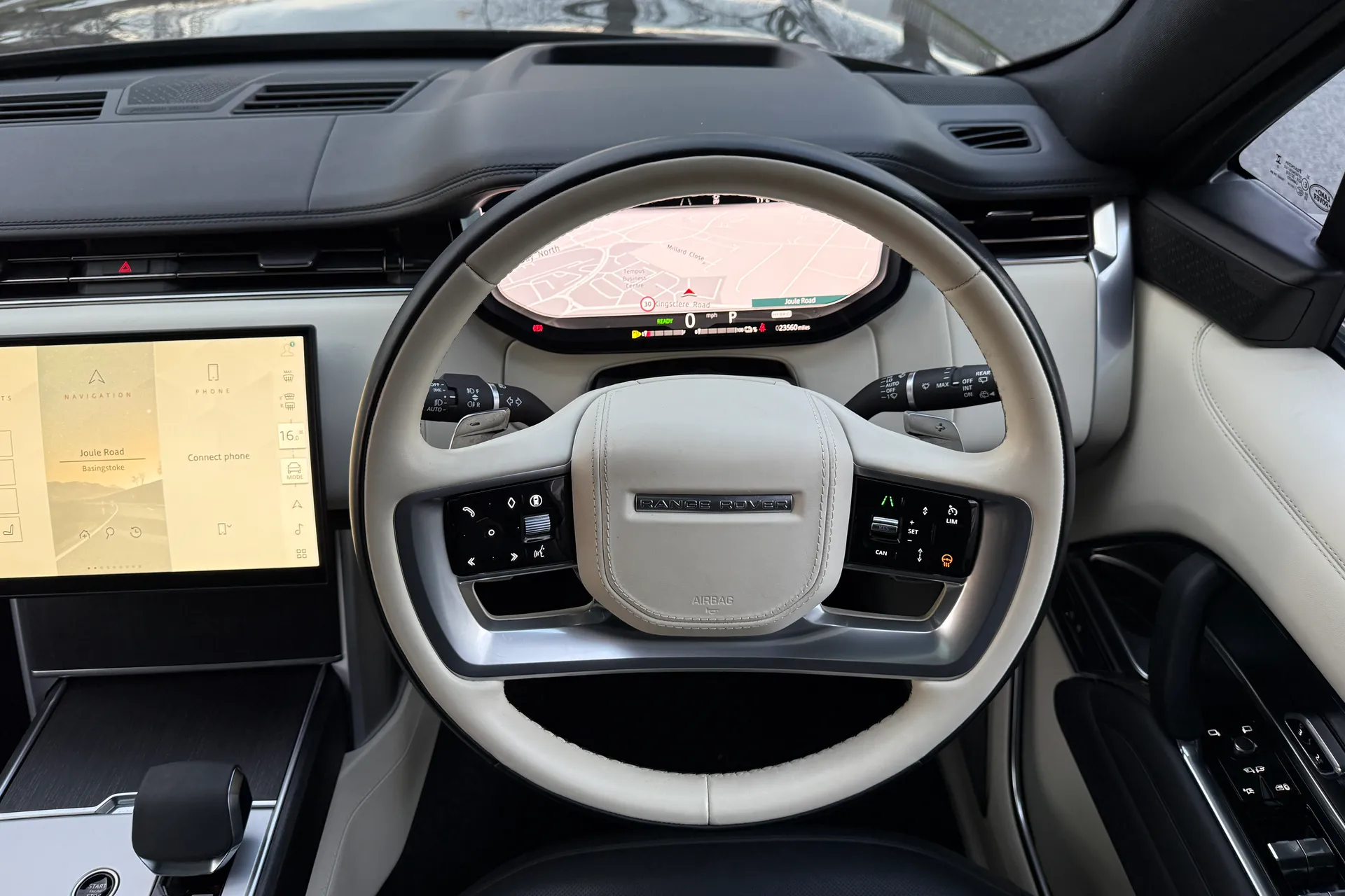 LAND ROVER RANGE ROVER thumbnail image number 14