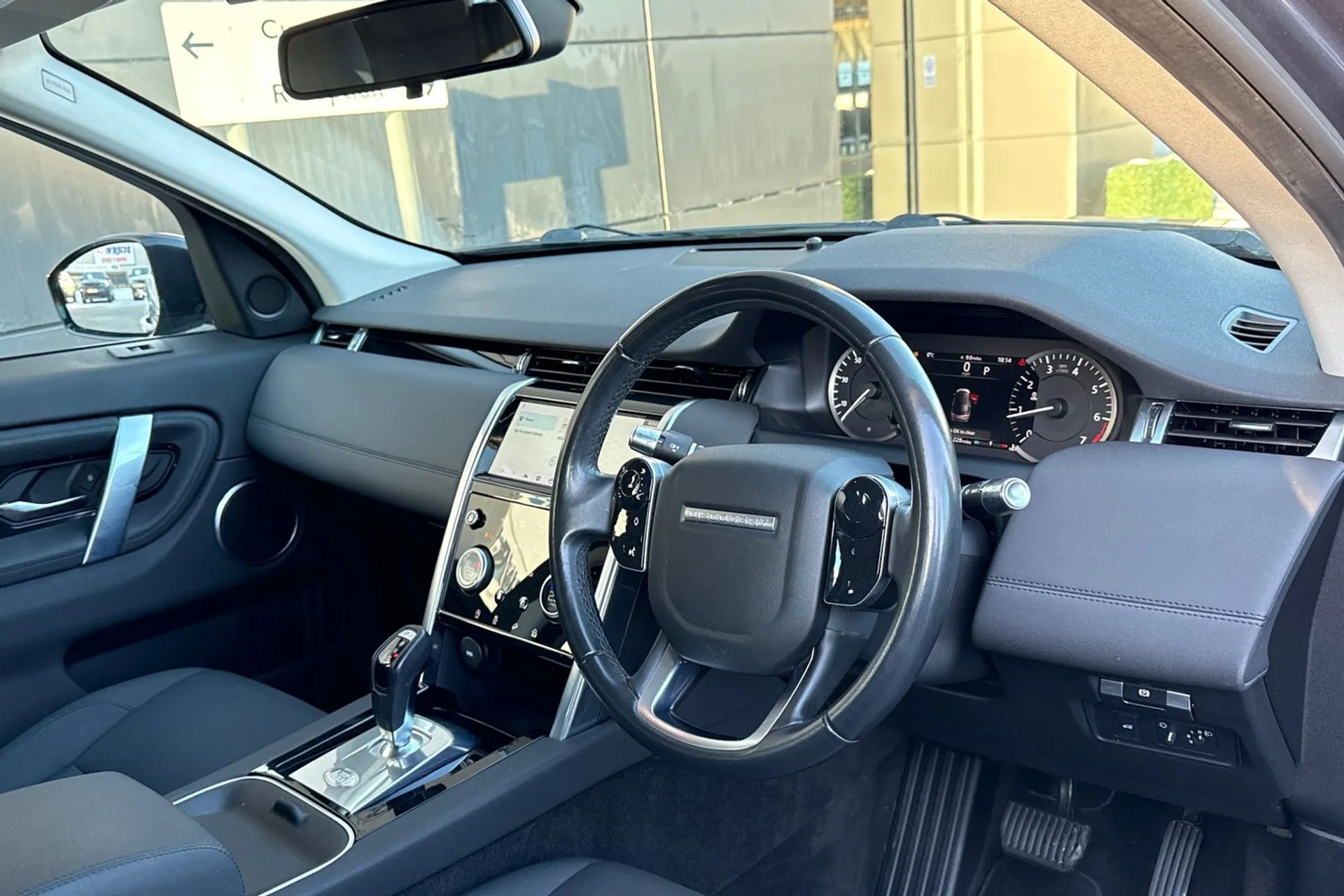 LAND ROVER DISCOVERY SPORT thumbnail image number 11