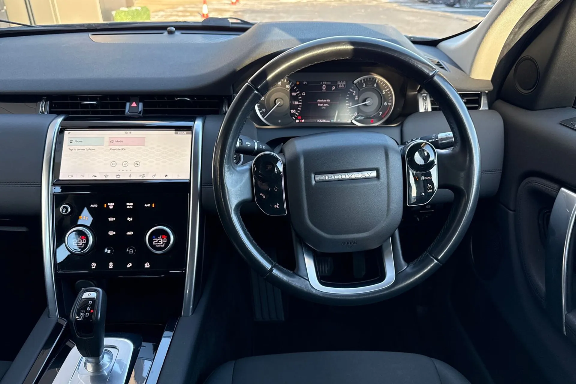 LAND ROVER DISCOVERY SPORT thumbnail image number 17