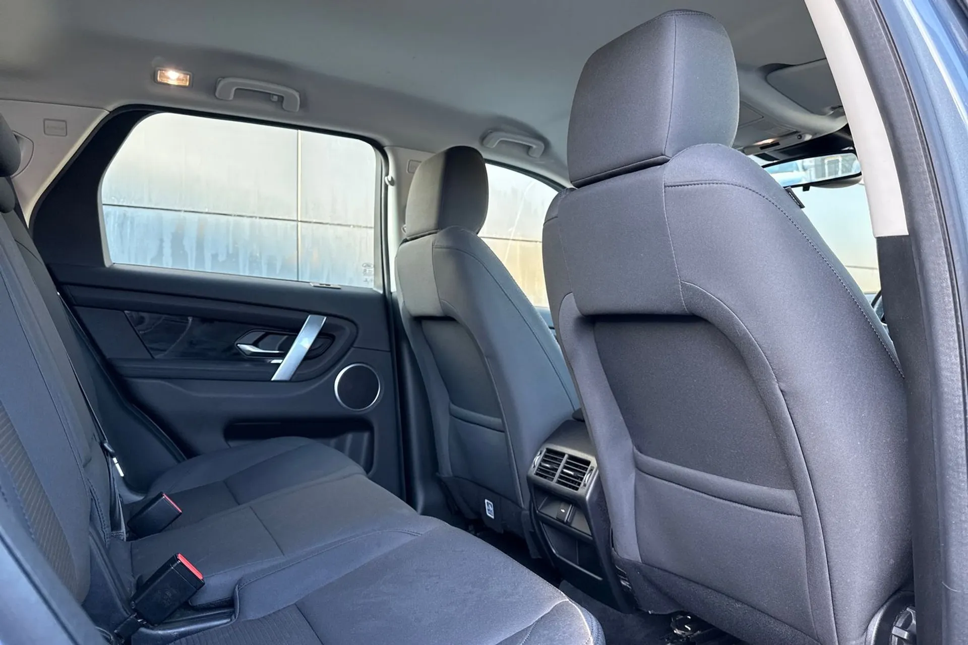 LAND ROVER DISCOVERY SPORT thumbnail image number 26