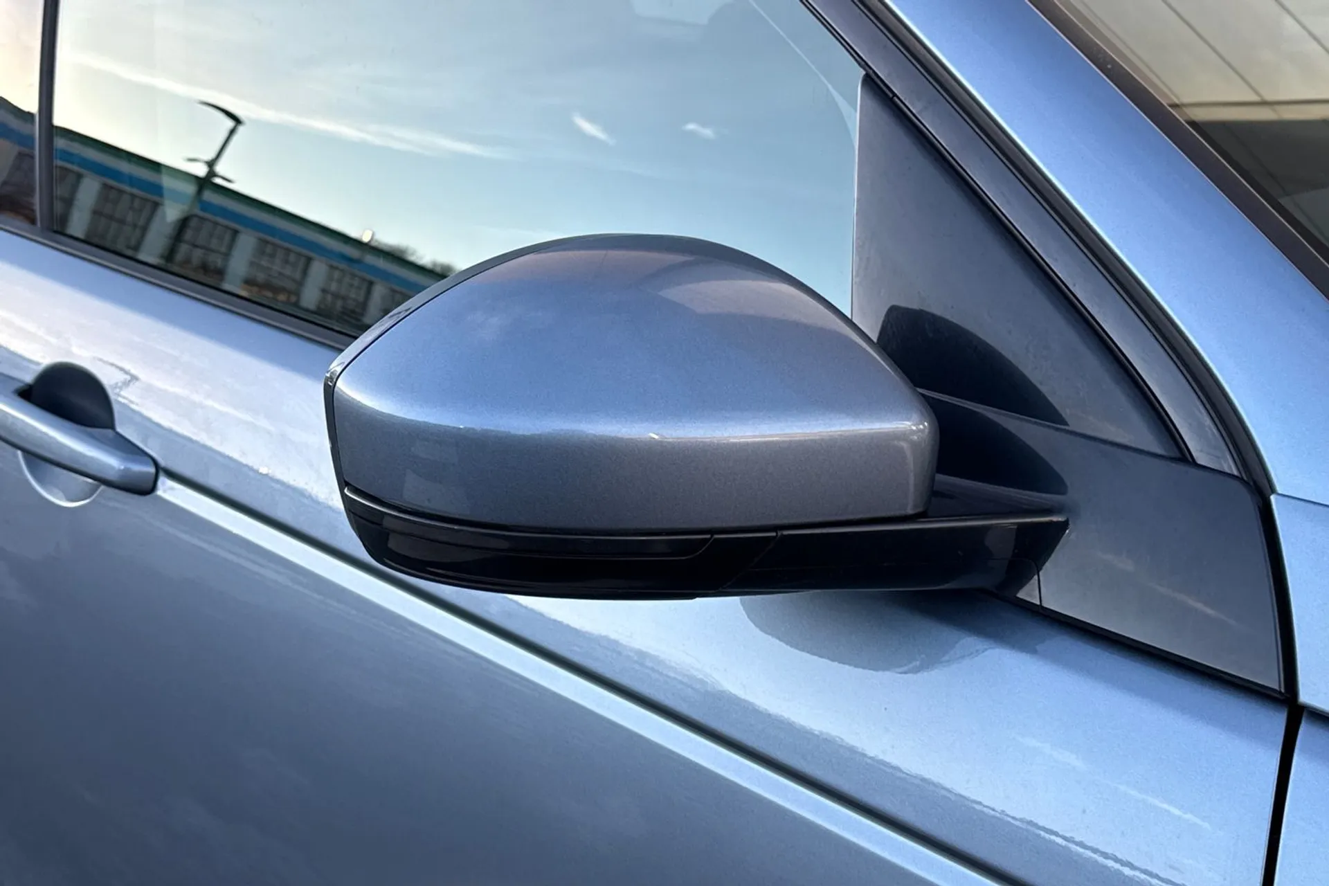 LAND ROVER DISCOVERY SPORT thumbnail image number 32