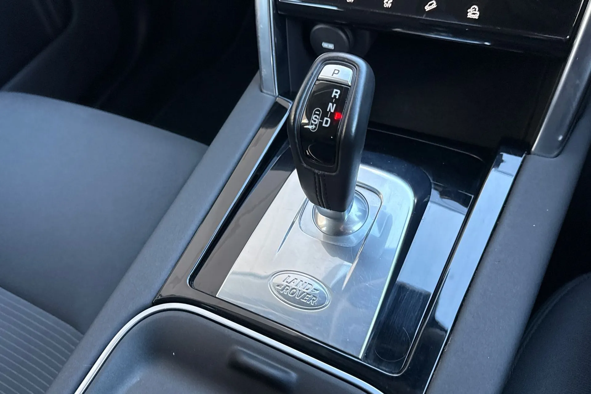 LAND ROVER DISCOVERY SPORT thumbnail image number 47