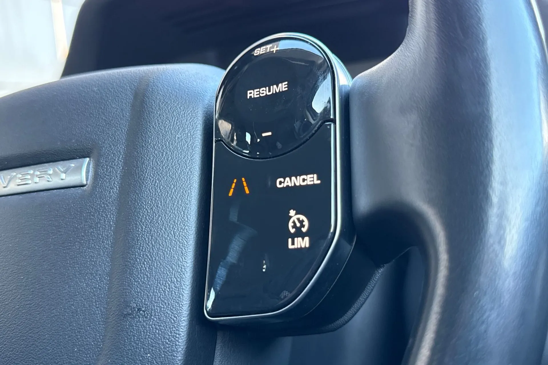 LAND ROVER DISCOVERY SPORT thumbnail image number 21