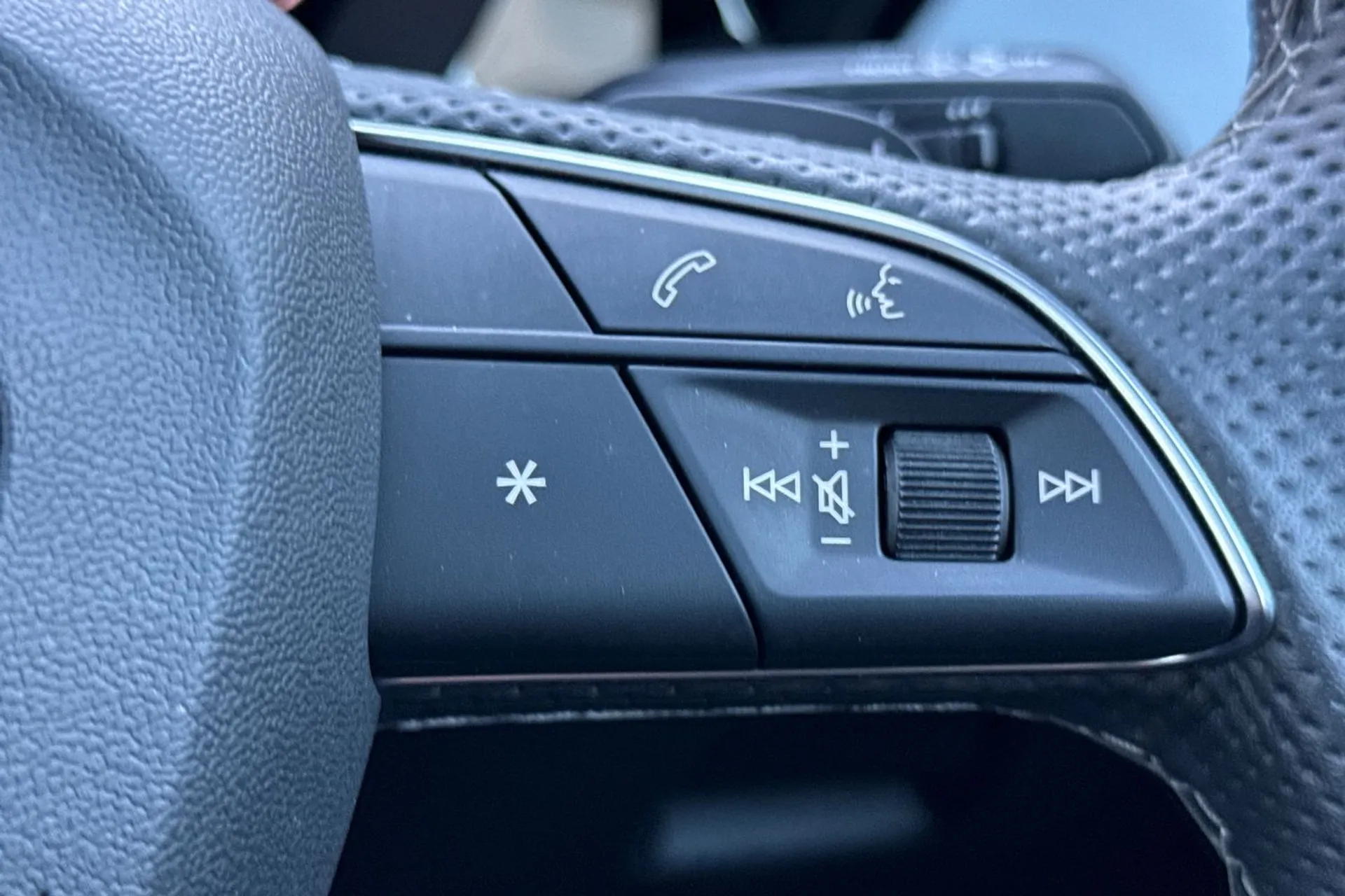 Audi A3 thumbnail image number 39