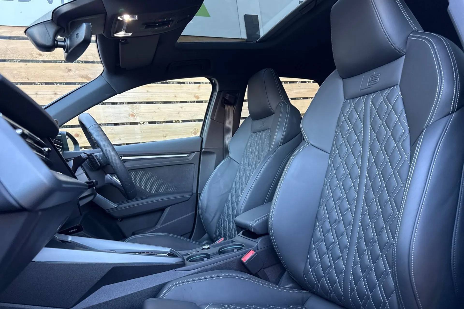 Audi A3 thumbnail image number 31