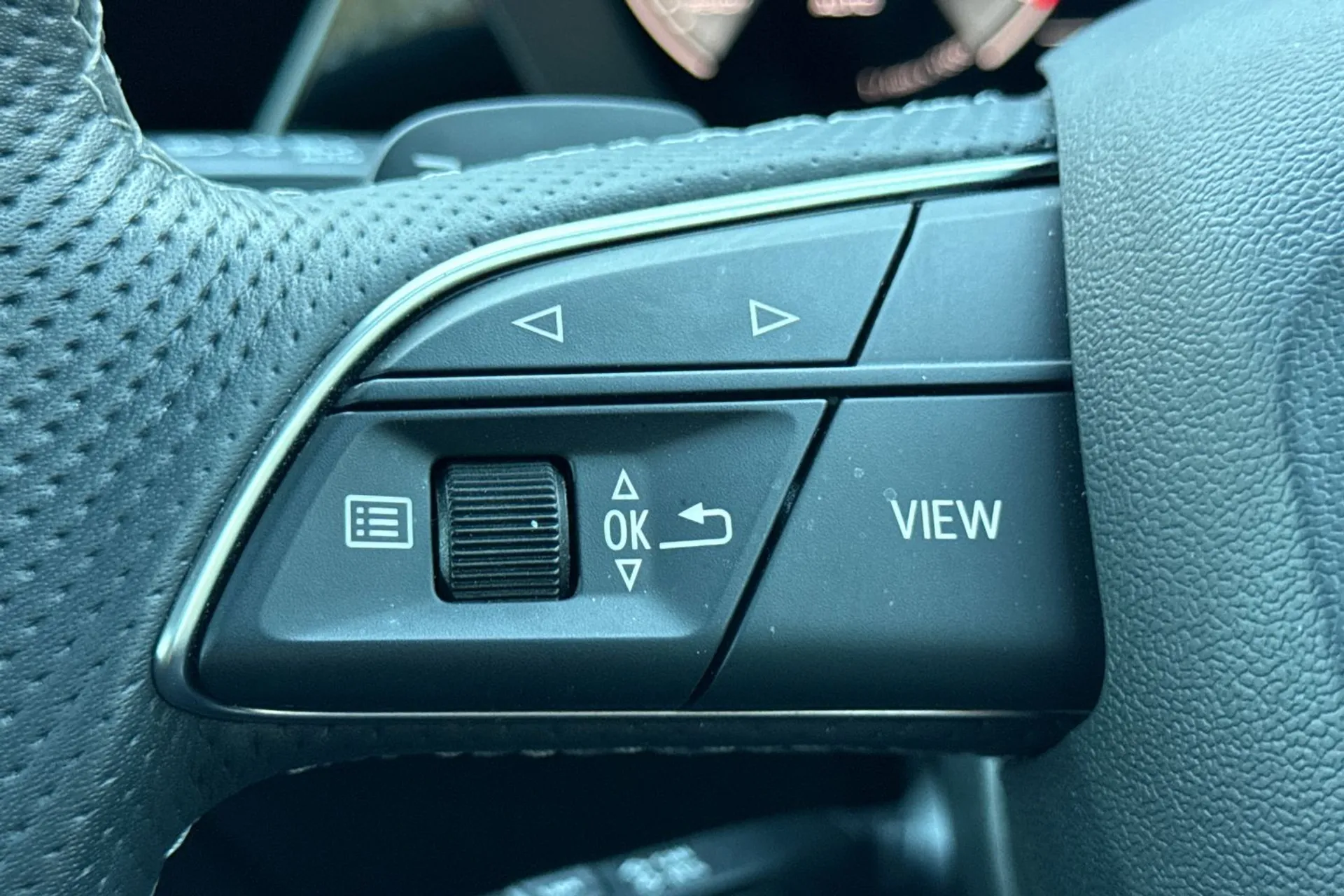 Audi A3 thumbnail image number 38