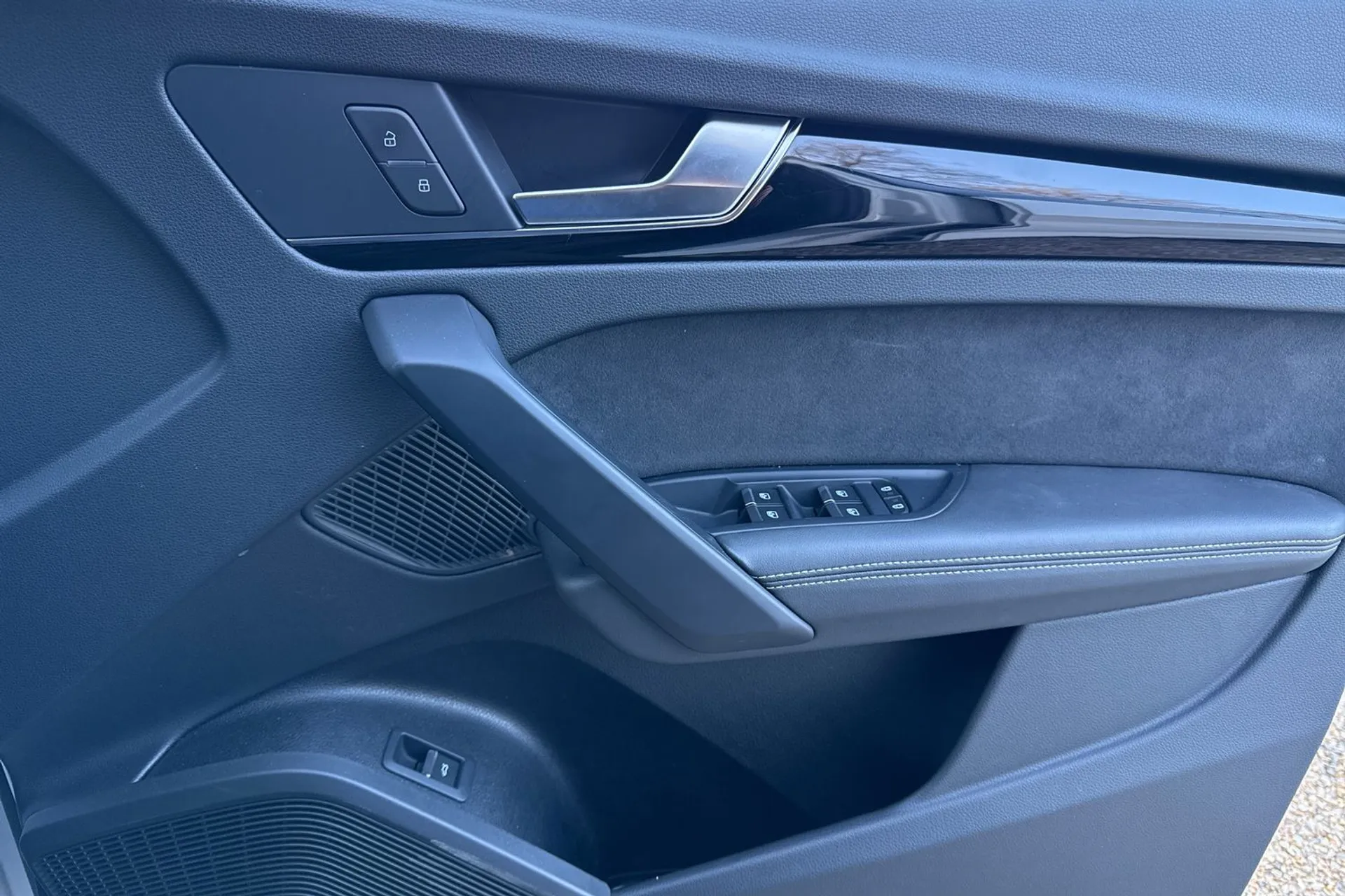 Audi Q5 thumbnail image number 41