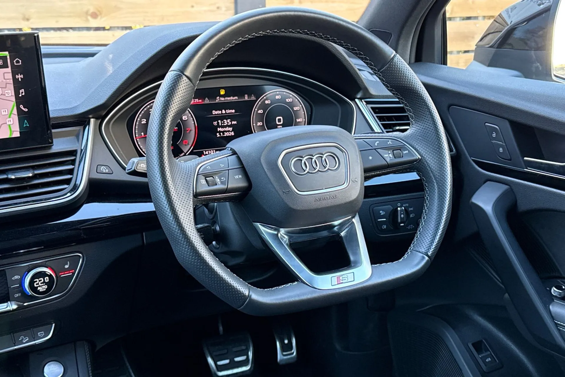 Audi Q5 thumbnail image number 36