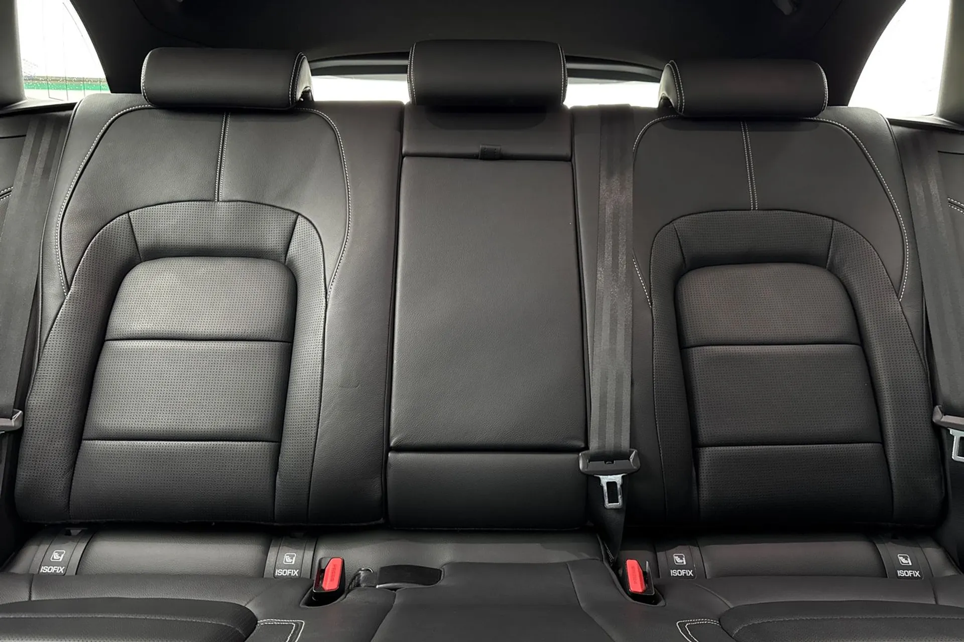 Jaguar F-PACE thumbnail image number 48