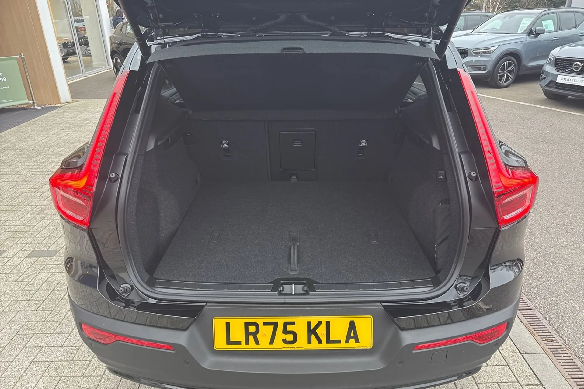 Volvo XC40 thumbnail image number 20