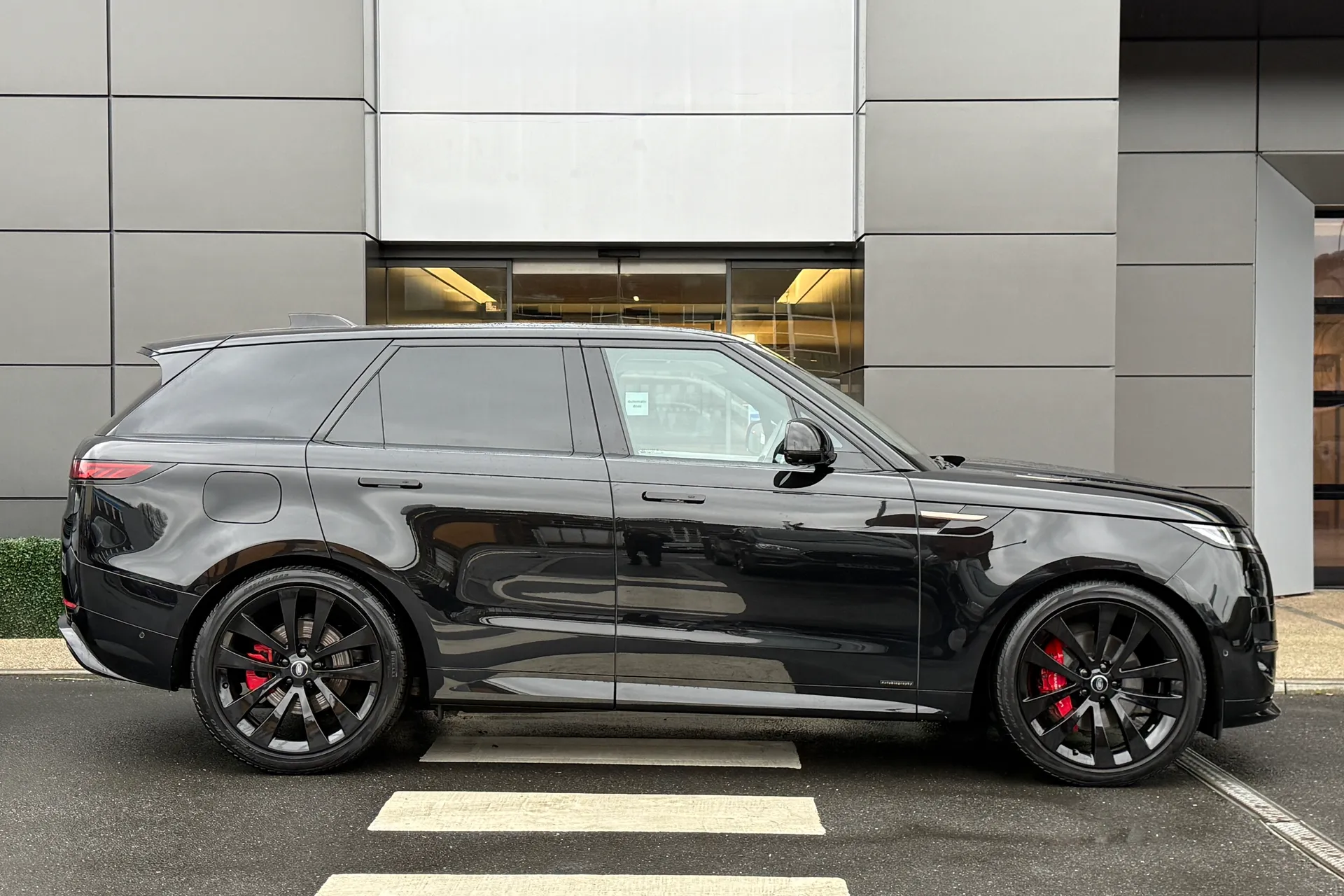 LAND ROVER RANGE ROVER SPORT thumbnail image number 2