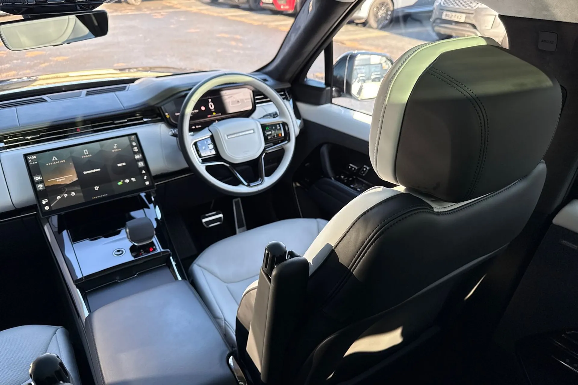 LAND ROVER RANGE ROVER SPORT thumbnail image number 44