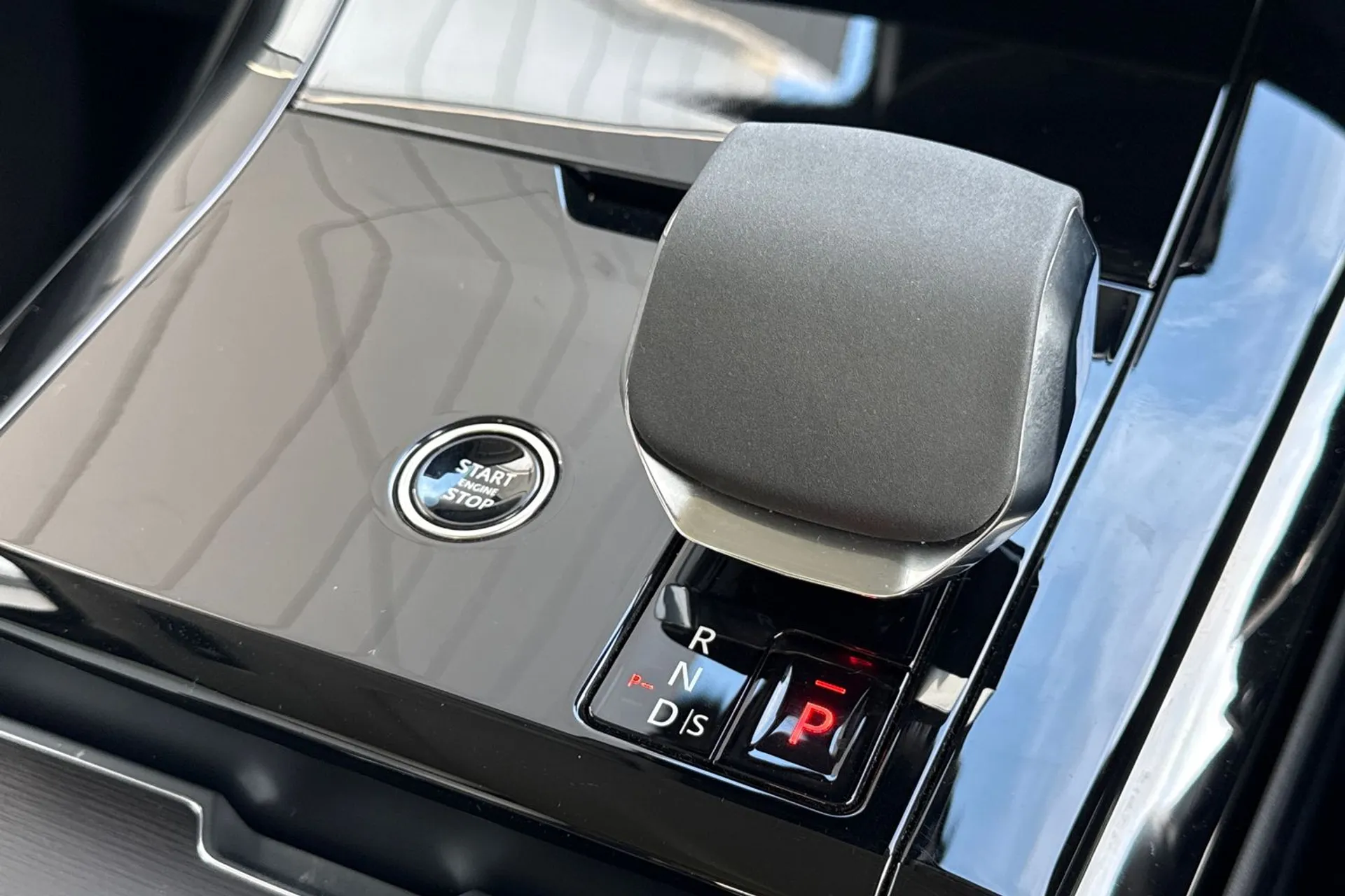 LAND ROVER RANGE ROVER SPORT thumbnail image number 48