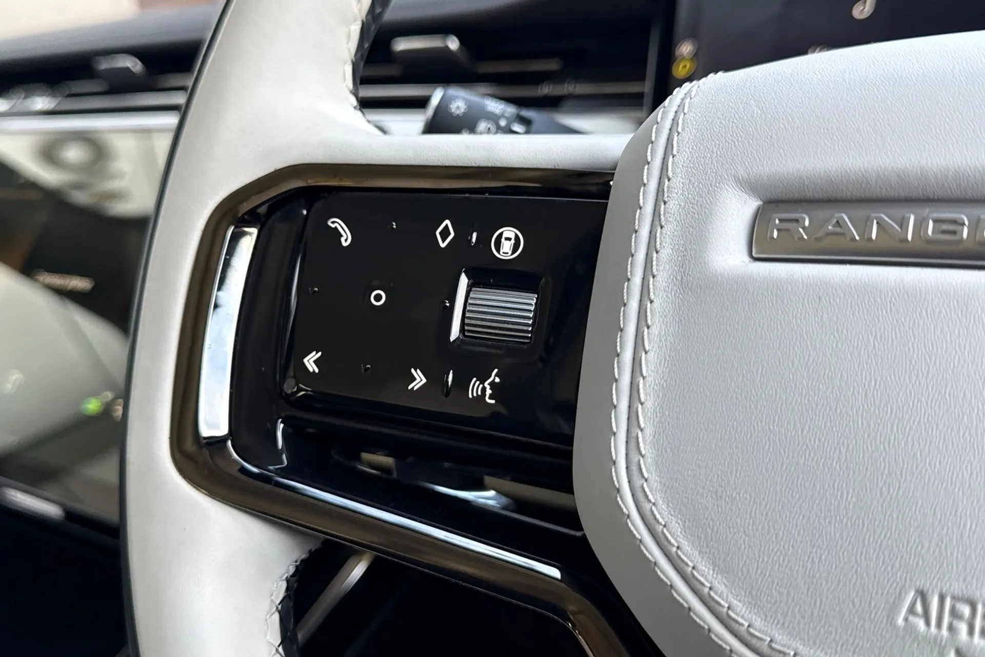 LAND ROVER RANGE ROVER SPORT thumbnail image number 49