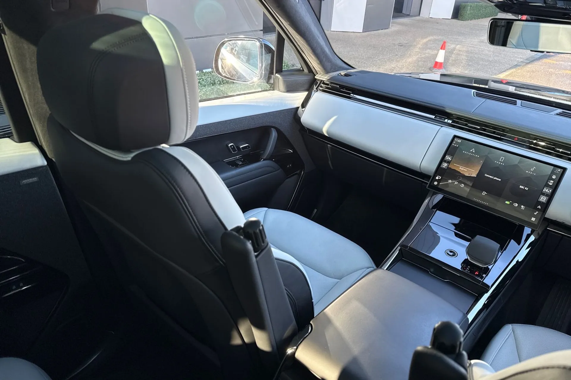 LAND ROVER RANGE ROVER SPORT thumbnail image number 43