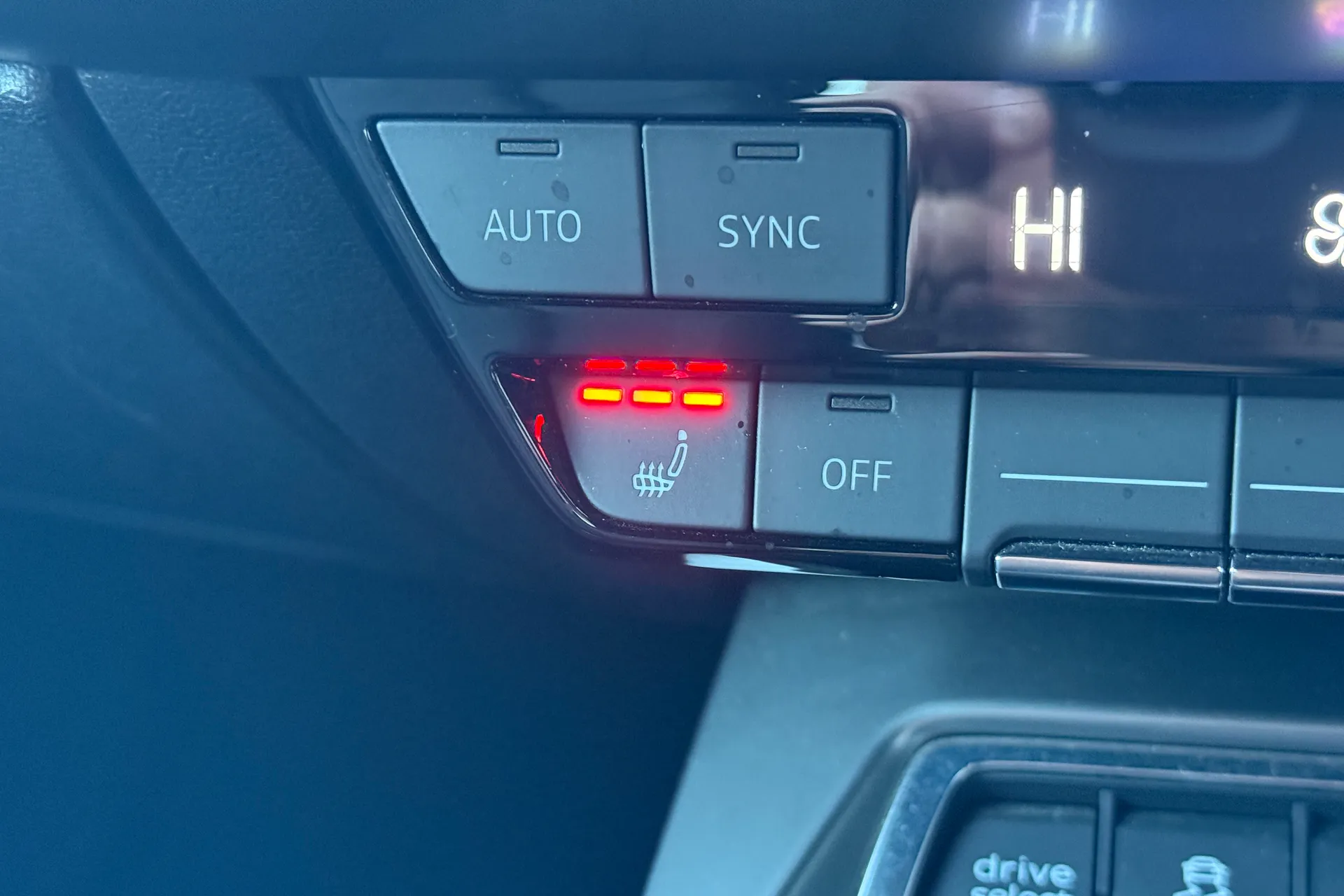 Audi A3 thumbnail image number 6