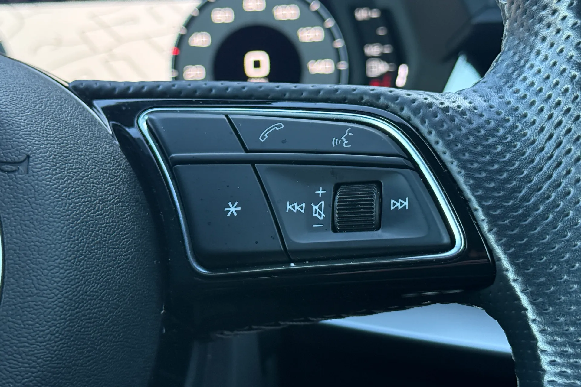 Audi A3 thumbnail image number 14