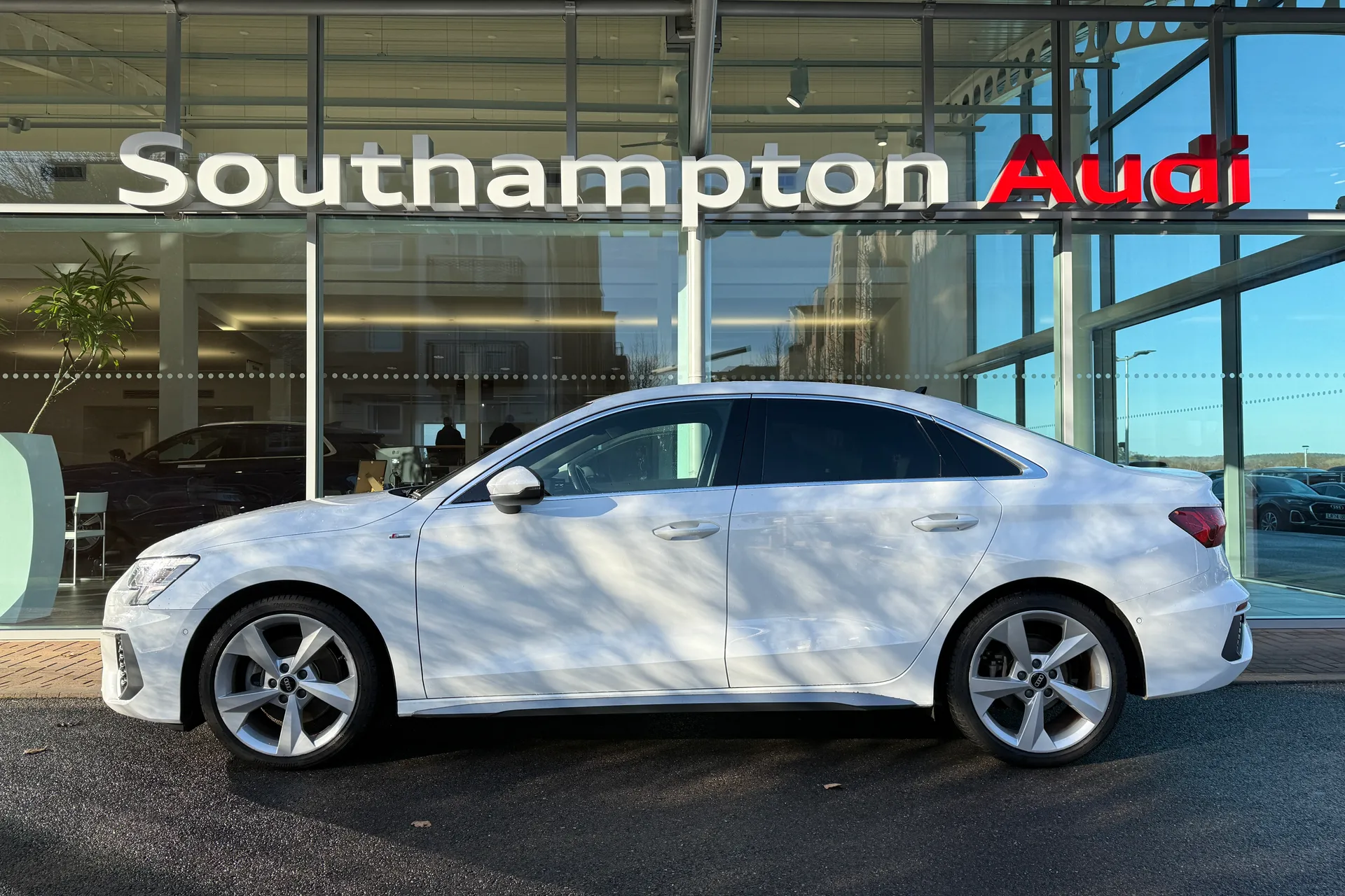 Audi A3 thumbnail image number 52