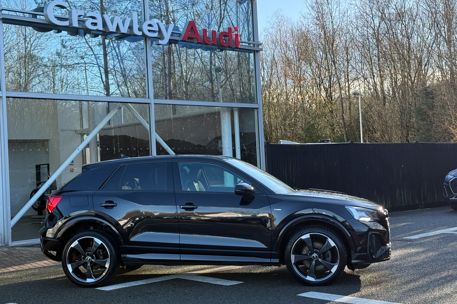 Audi Q2 thumbnail image number 2