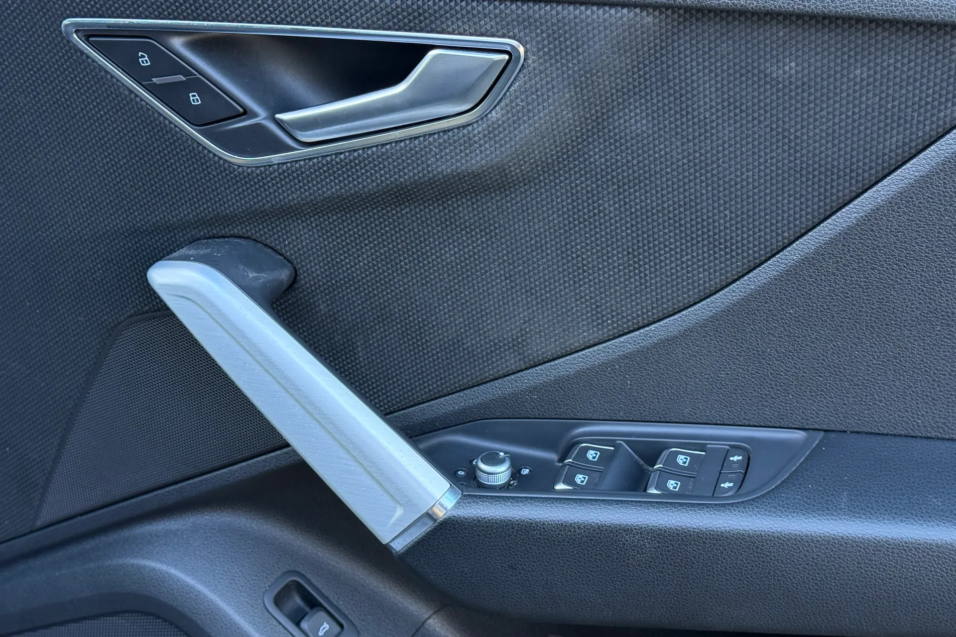 Audi Q2 thumbnail image number 44