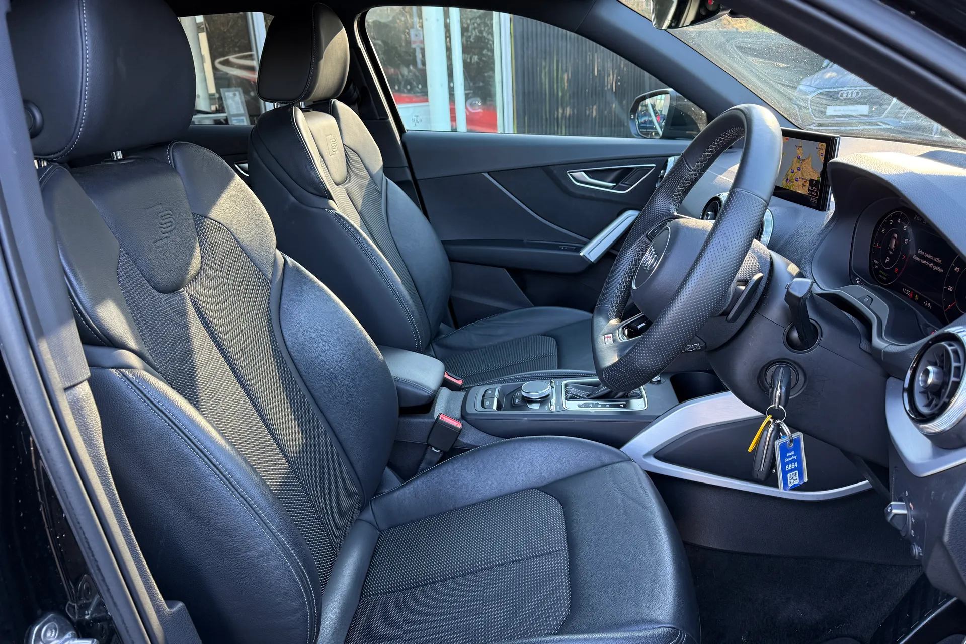 Audi Q2 thumbnail image number 12