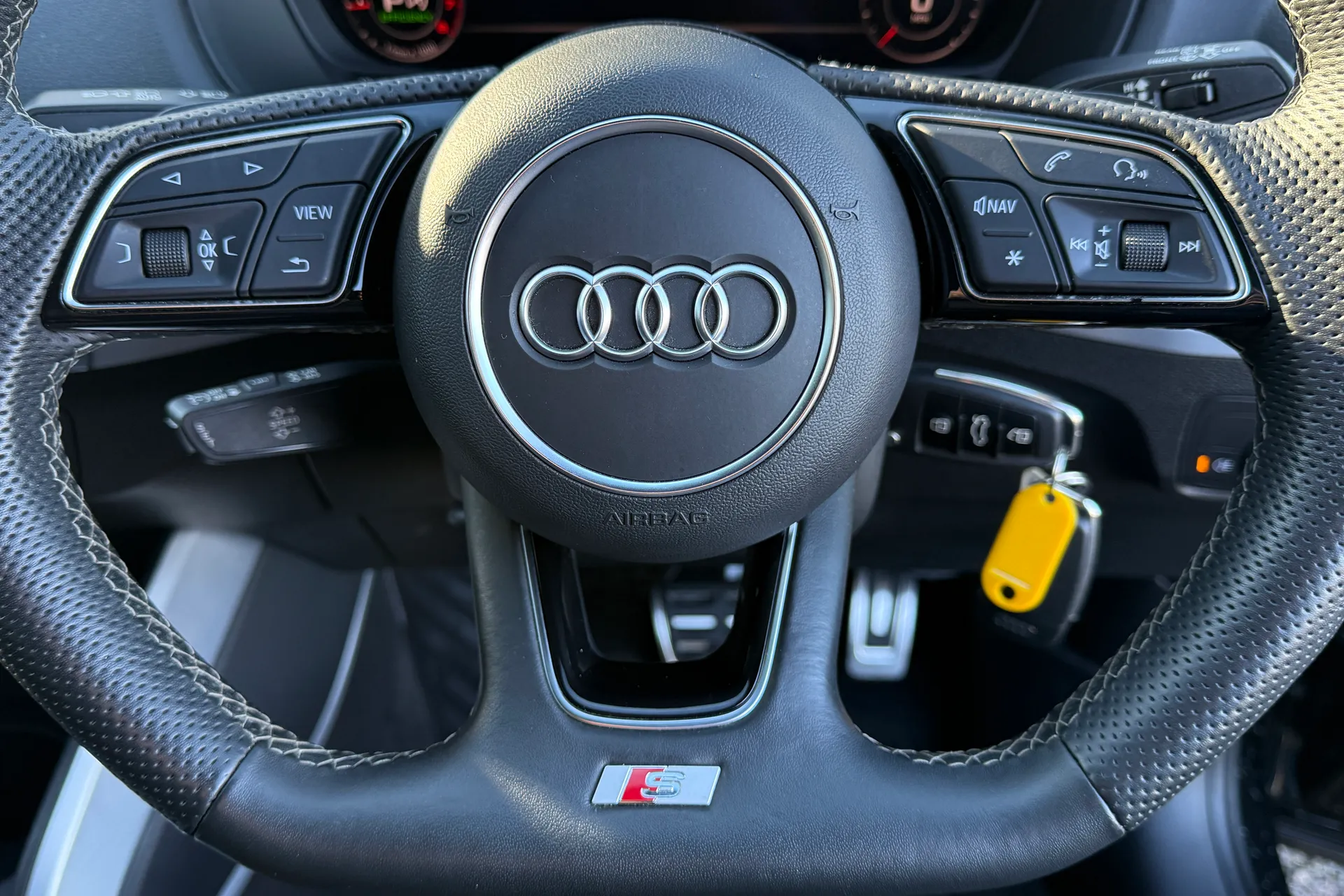 Audi Q2 thumbnail image number 60