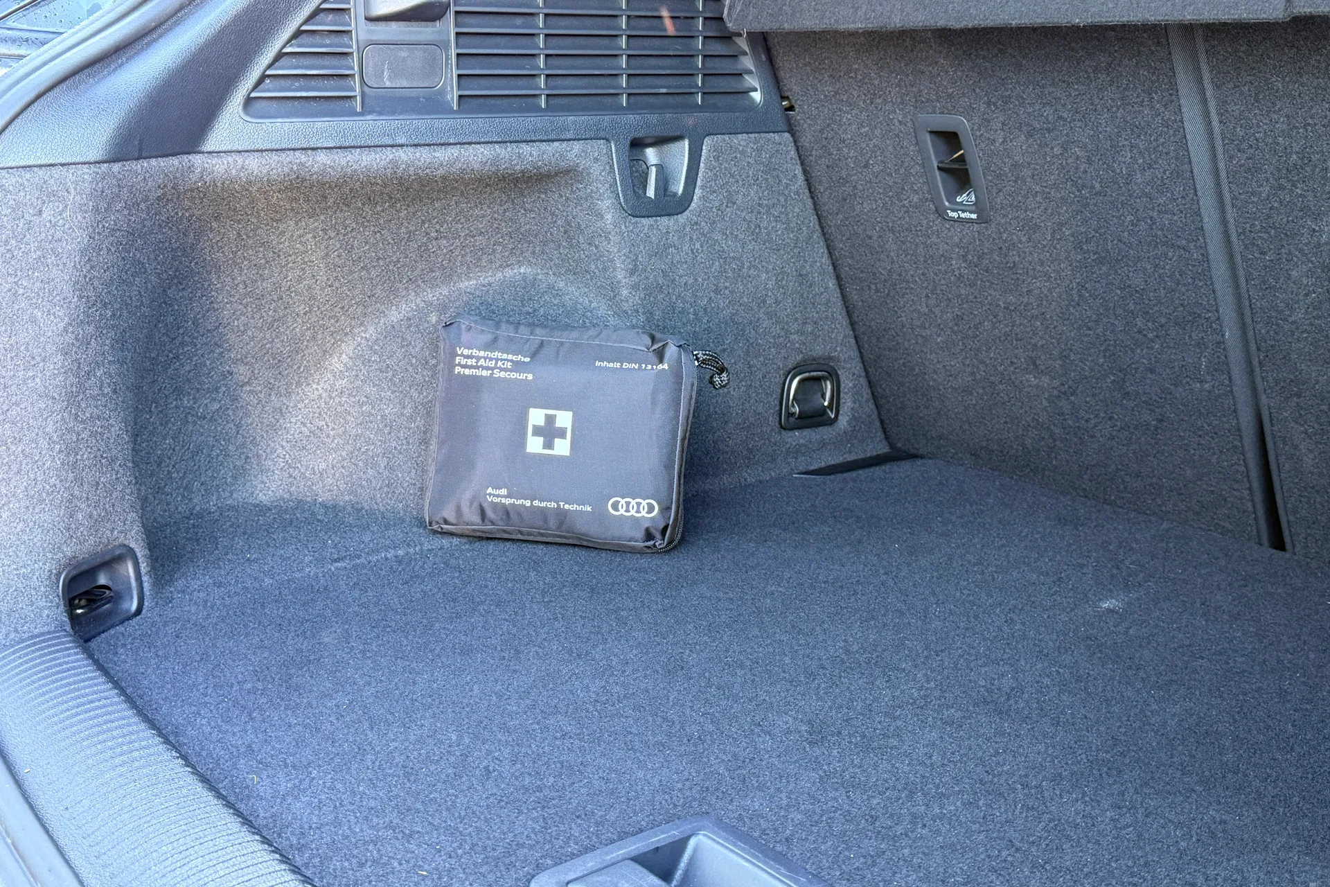 Audi Q2 thumbnail image number 27