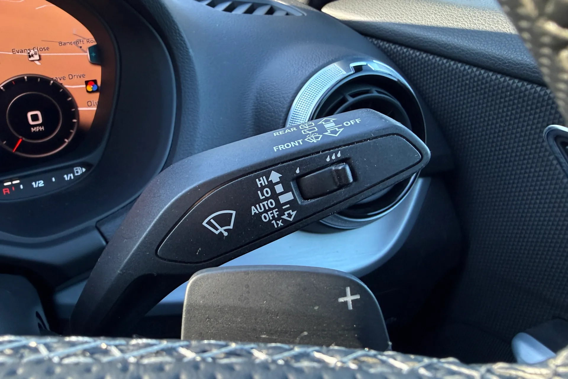 Audi Q2 thumbnail image number 61