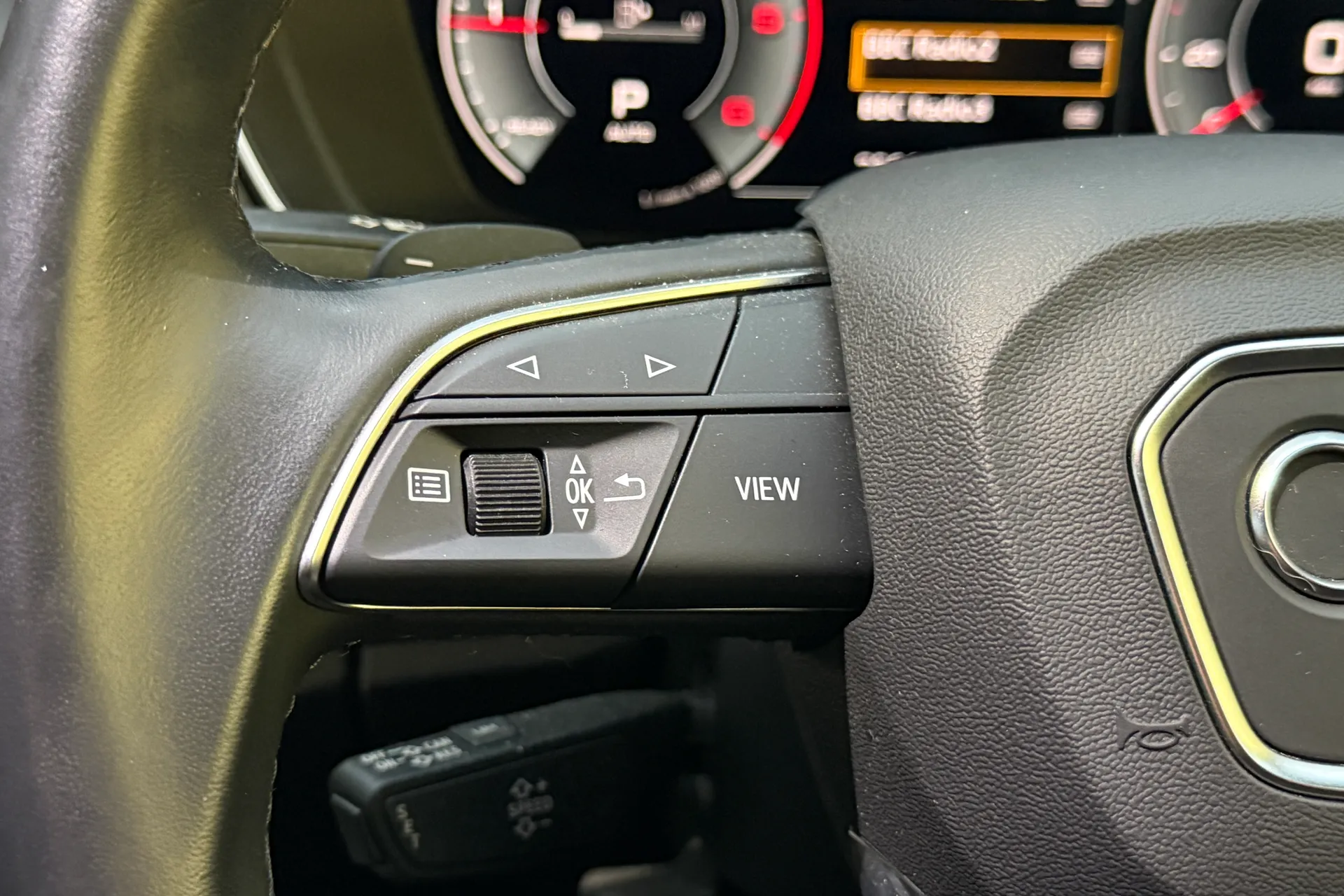 Audi Q5 thumbnail image number 13