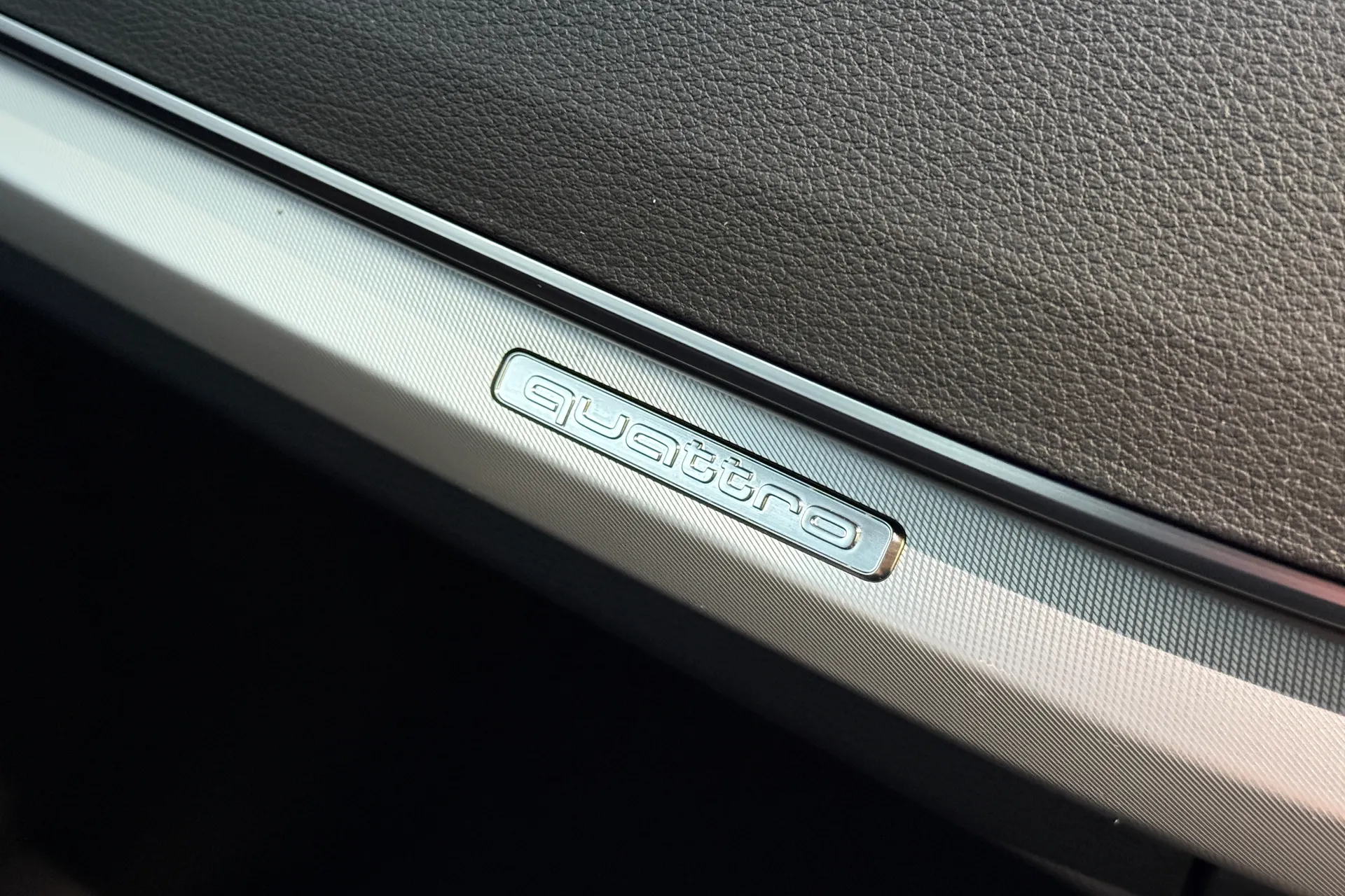 Audi Q5 thumbnail image number 27