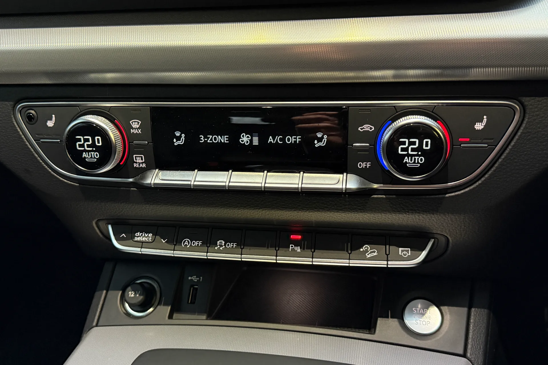 Audi Q5 thumbnail image number 25