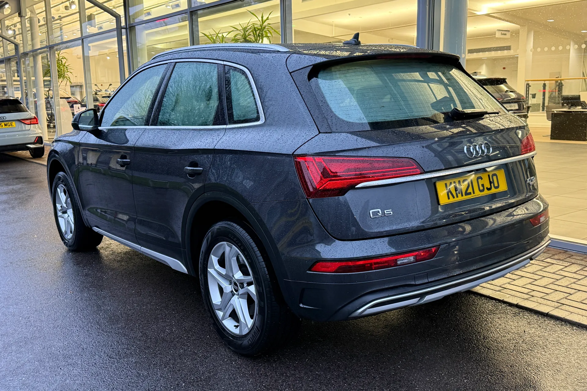 Audi Q5 thumbnail image number 9