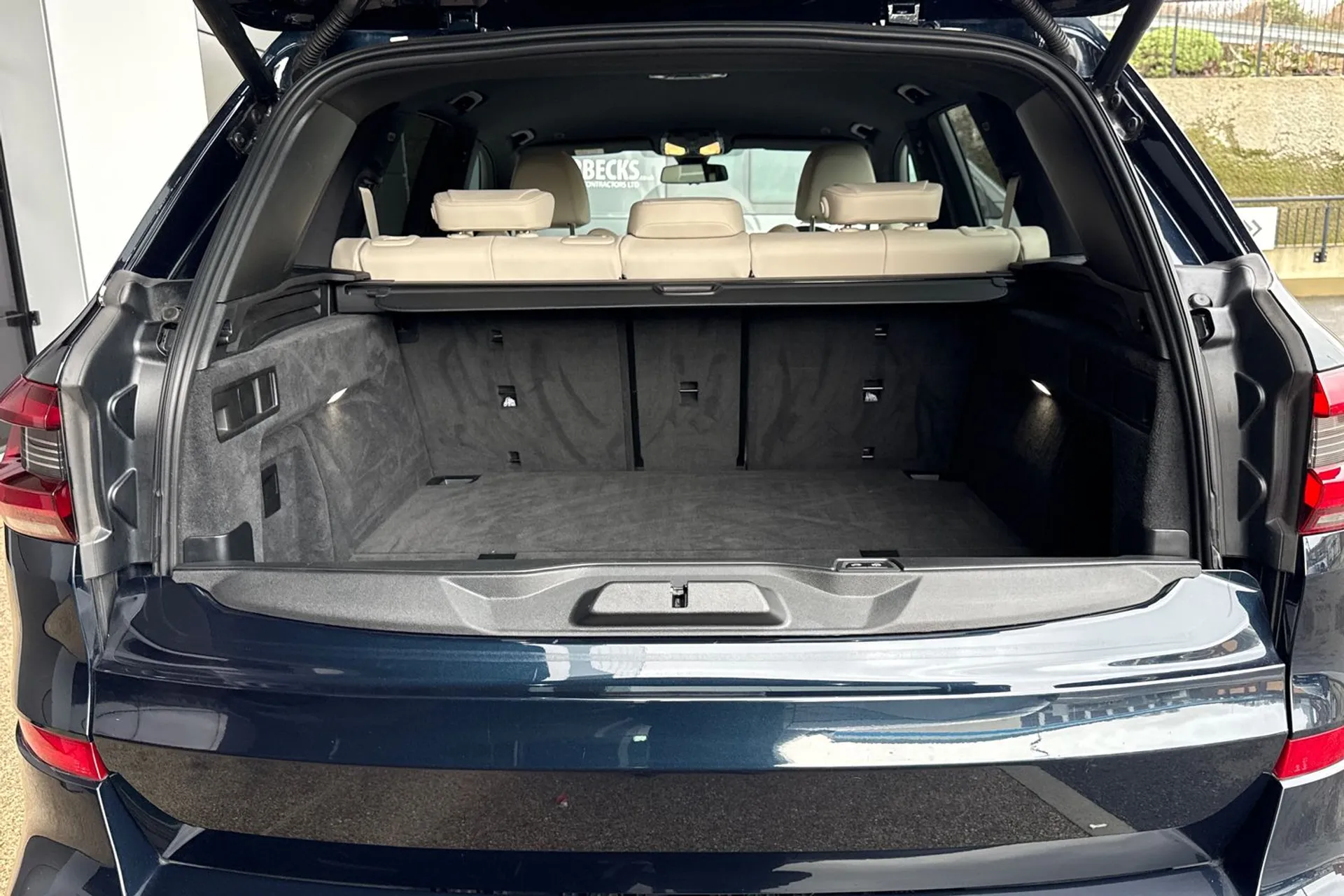 BMW X5 thumbnail image number 37