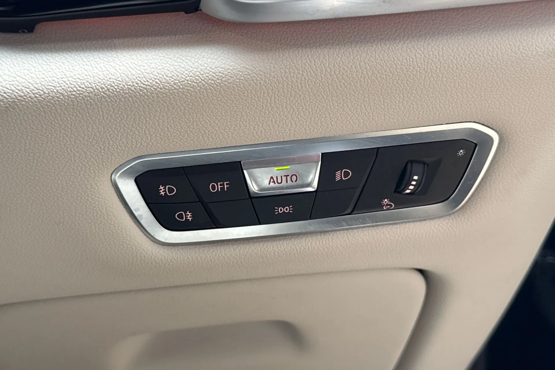 BMW X5 thumbnail image number 55