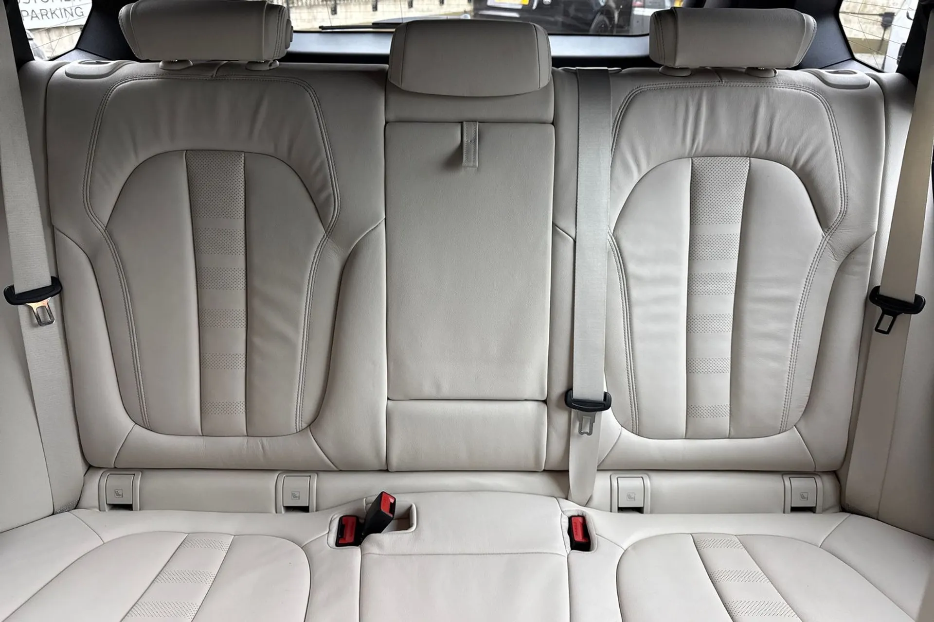 BMW X5 thumbnail image number 44