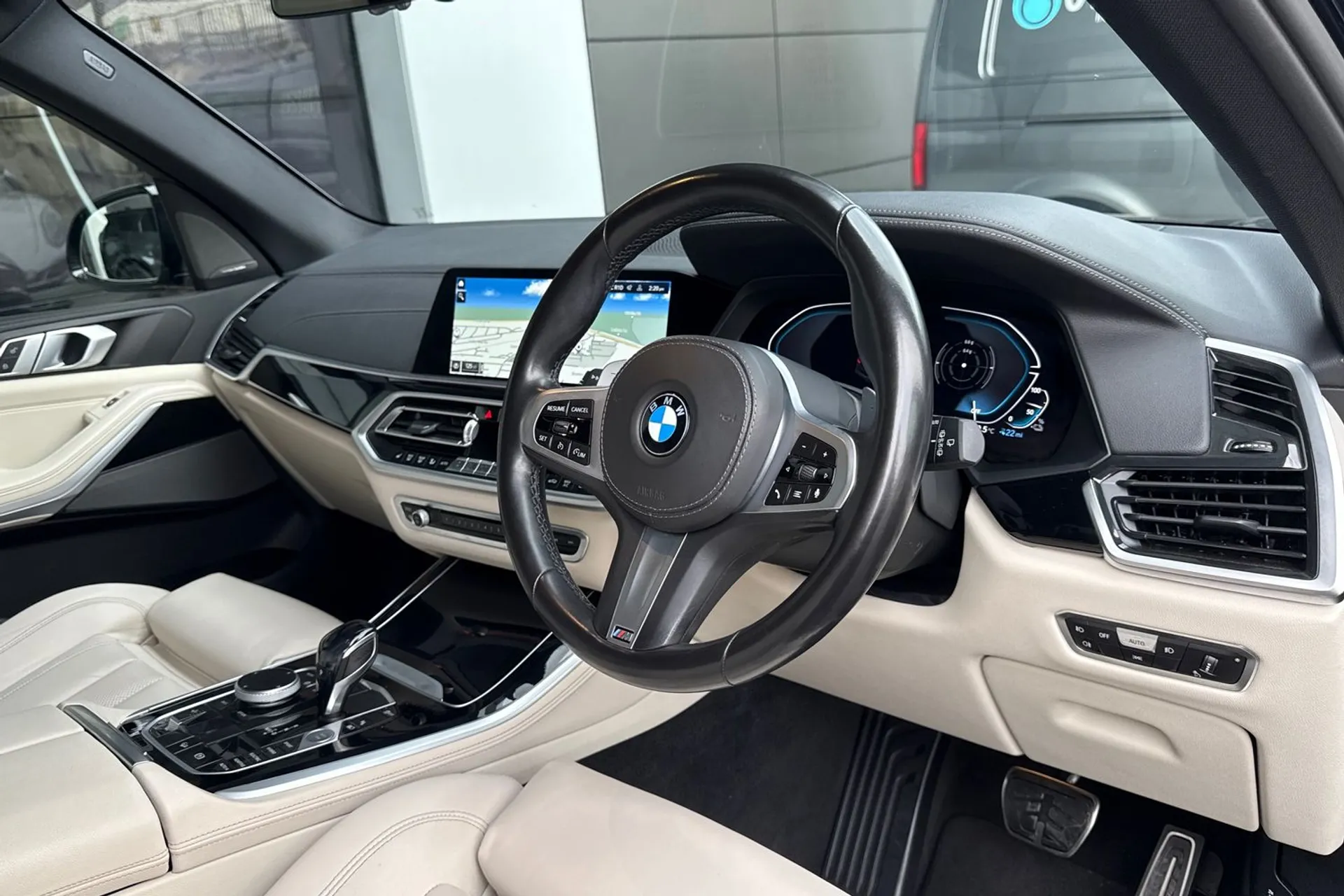 BMW X5 thumbnail image number 17