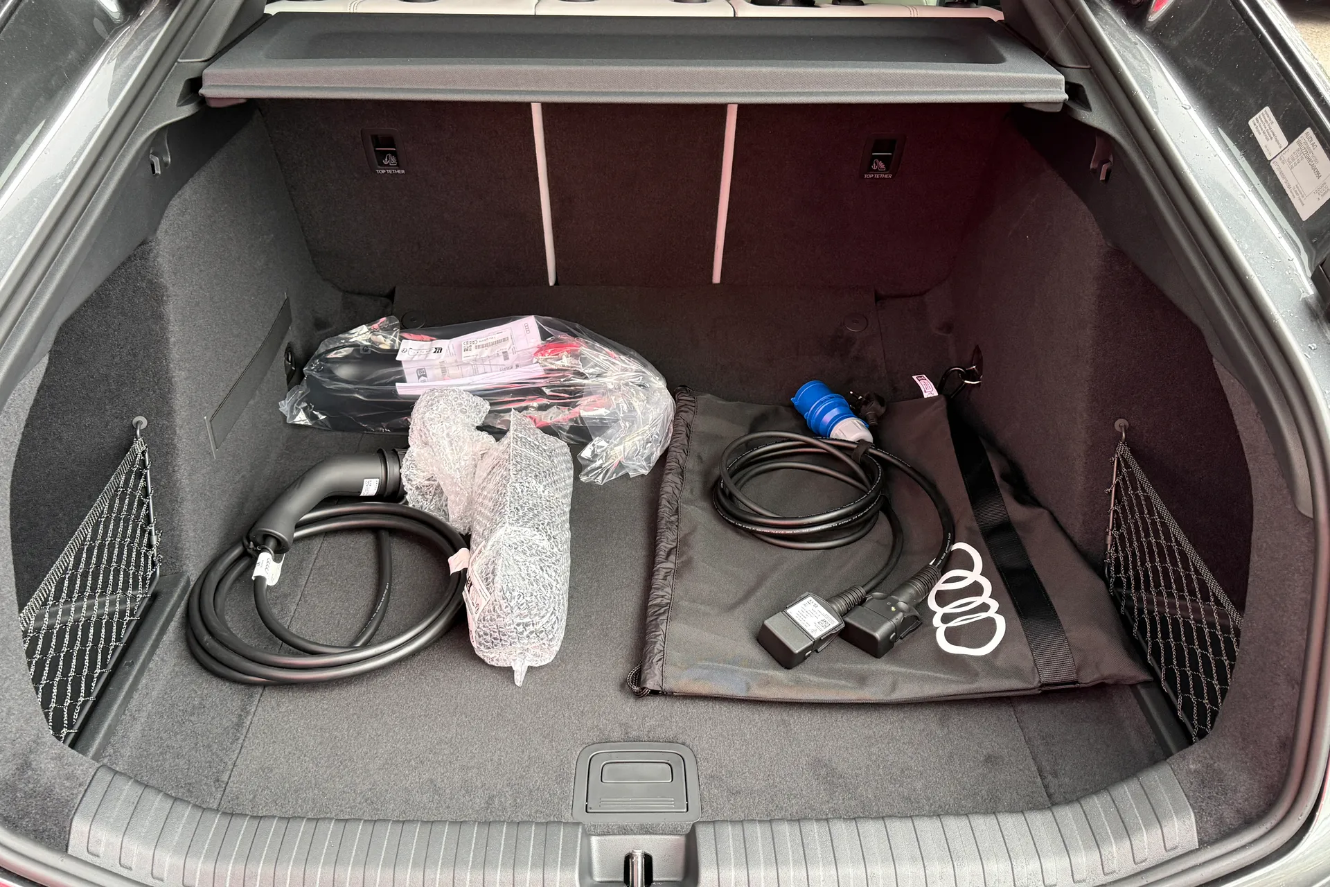 Audi A6 thumbnail image number 43